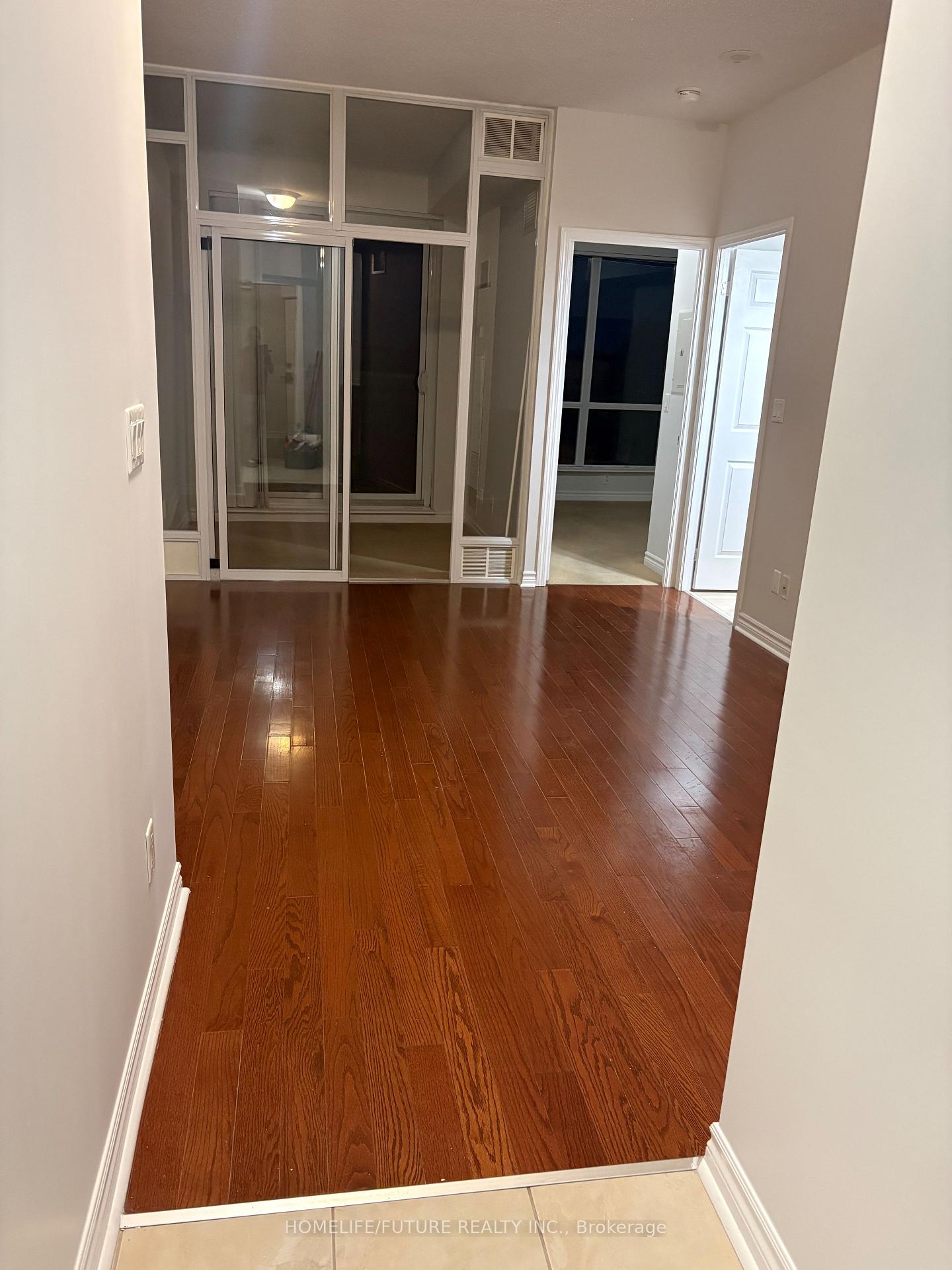 Photo 2 of Unit 415, 18 Holmes Avenue, North York, Willowdale East — HOMEH