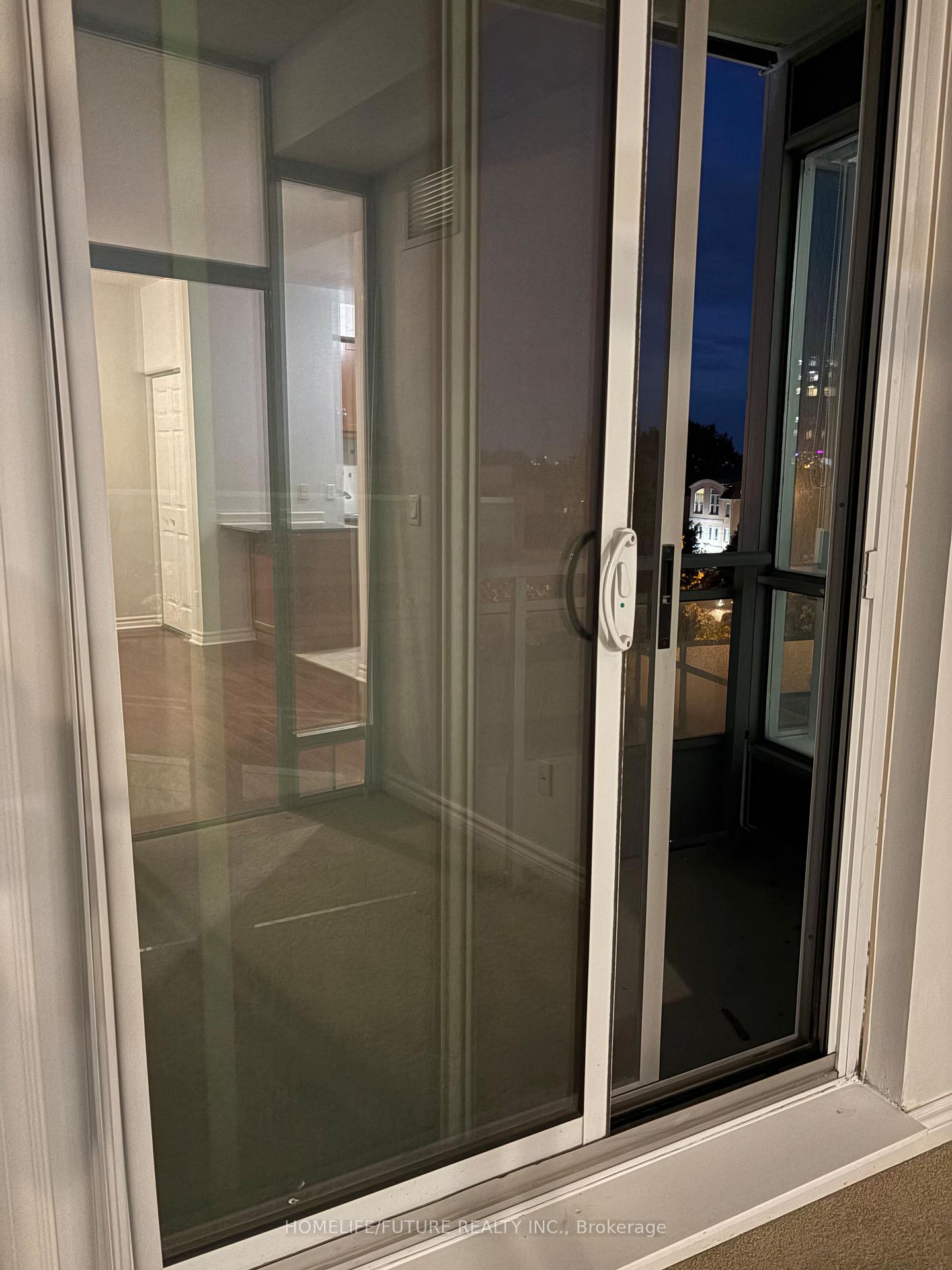 Photo 12 of Unit 415, 18 Holmes Avenue, North York, Willowdale East — HOMEH