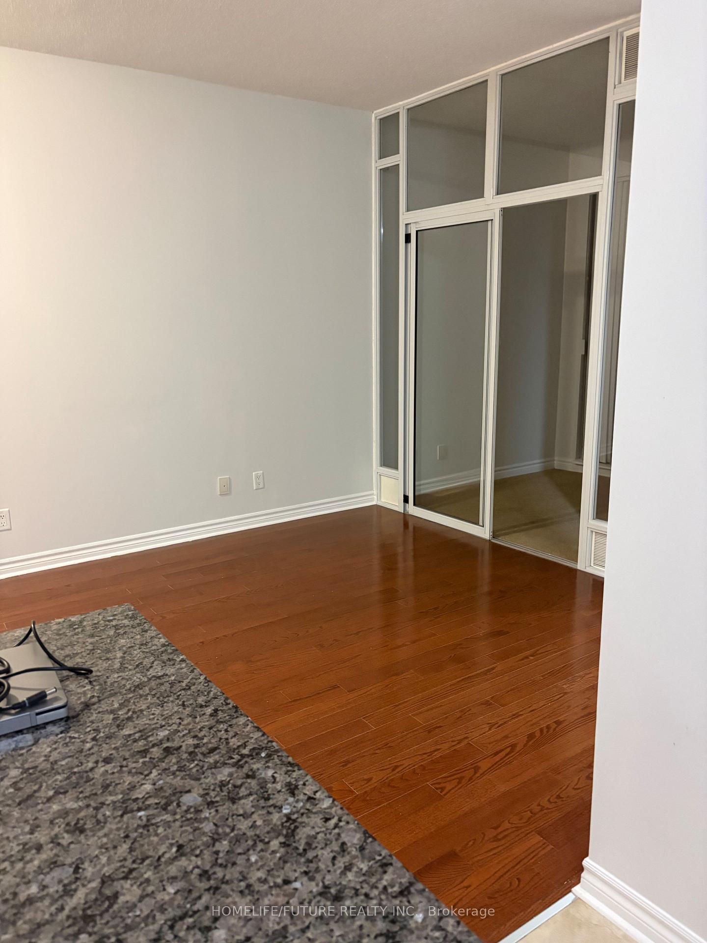 Photo 17 of Unit 415, 18 Holmes Avenue, North York, Willowdale East — HOMEH