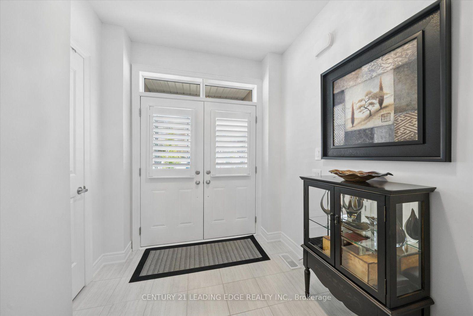 Photo 7 of 109 Ben Sinclair Avenue, East Gwillimbury, Queensville — HOMEH