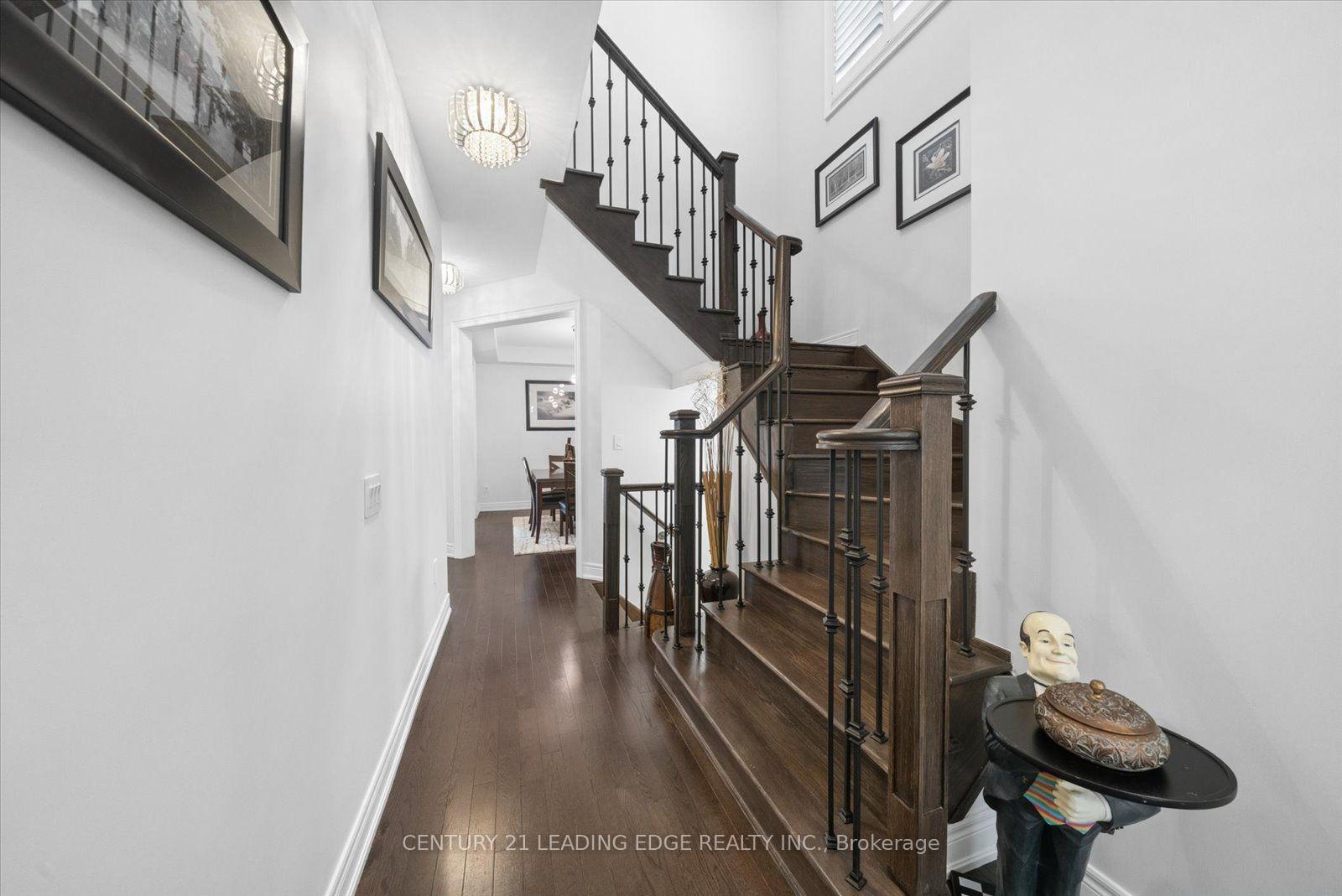Photo 8 of 109 Ben Sinclair Avenue, East Gwillimbury, Queensville — HOMEH
