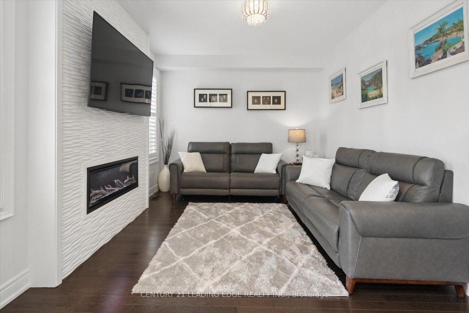 Photo 10 of 109 Ben Sinclair Avenue, East Gwillimbury, Queensville — HOMEH