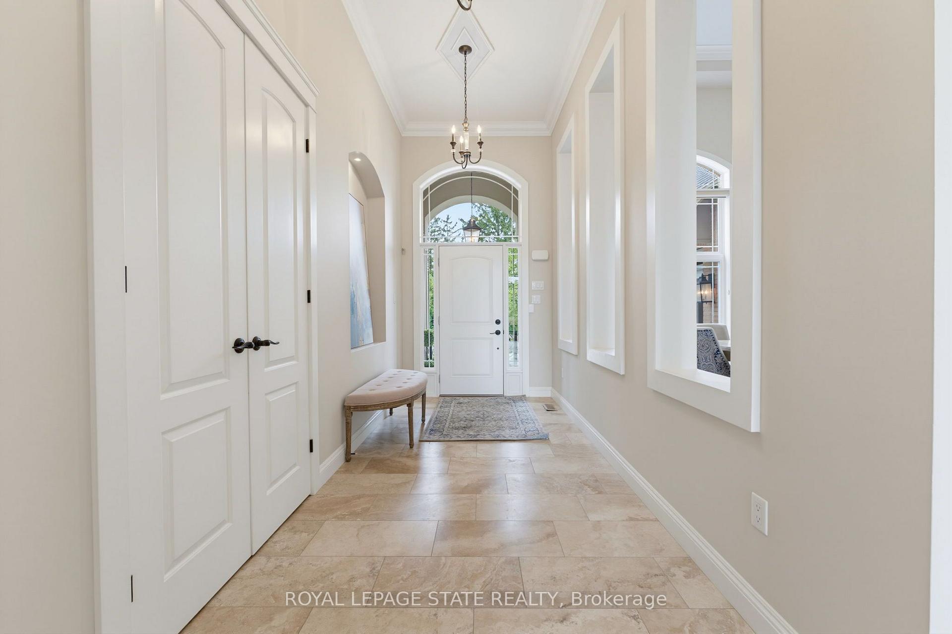 Photo 12 of 56 Academy Street, Hamilton, Ancaster — HOMEH