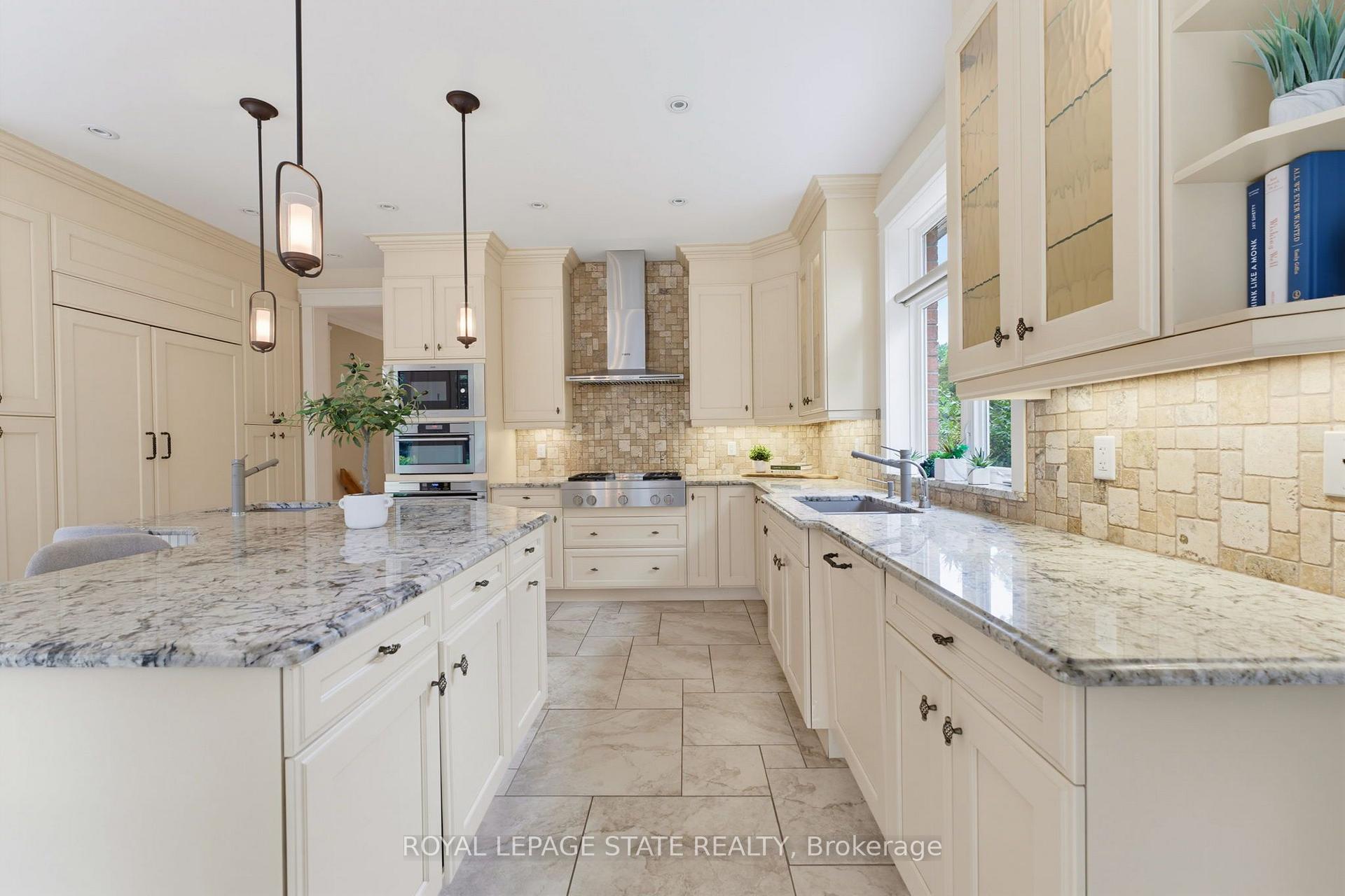 Photo 26 of 56 Academy Street, Hamilton, Ancaster — HOMEH
