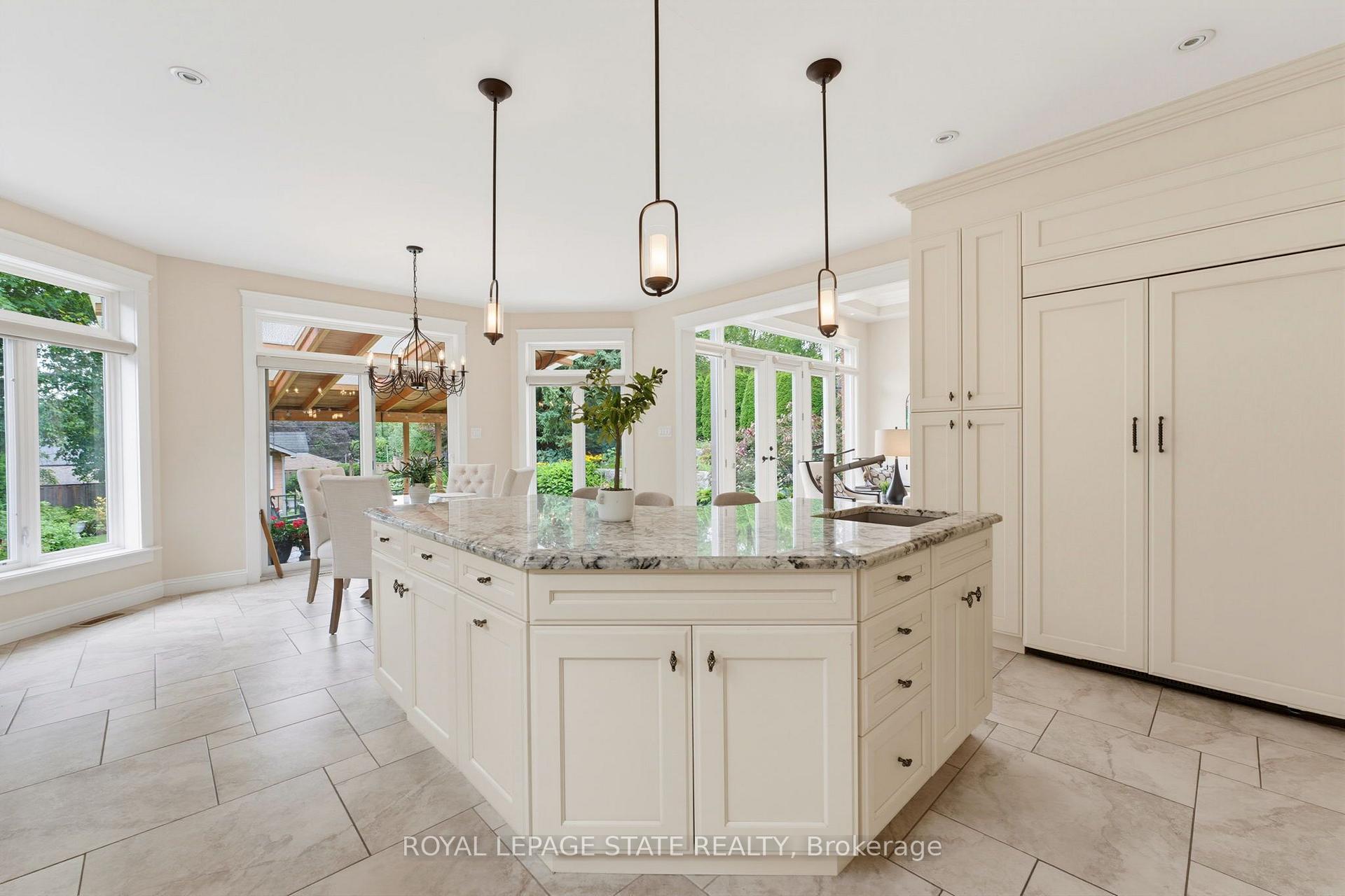 Photo 29 of 56 Academy Street, Hamilton, Ancaster — HOMEH