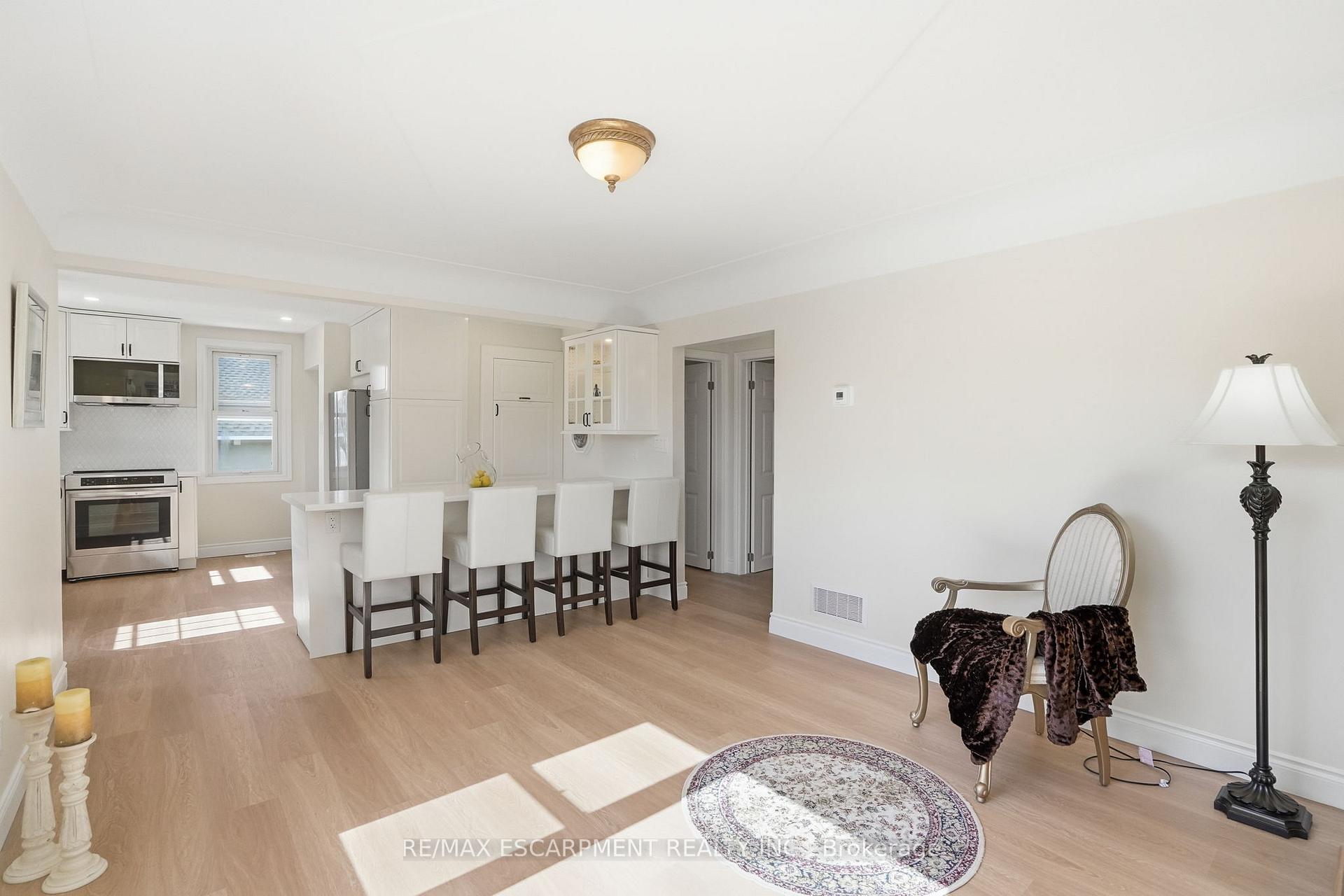 Photo 7 of 894 Garth Street, Hamilton, Westcliffe — HOMEH