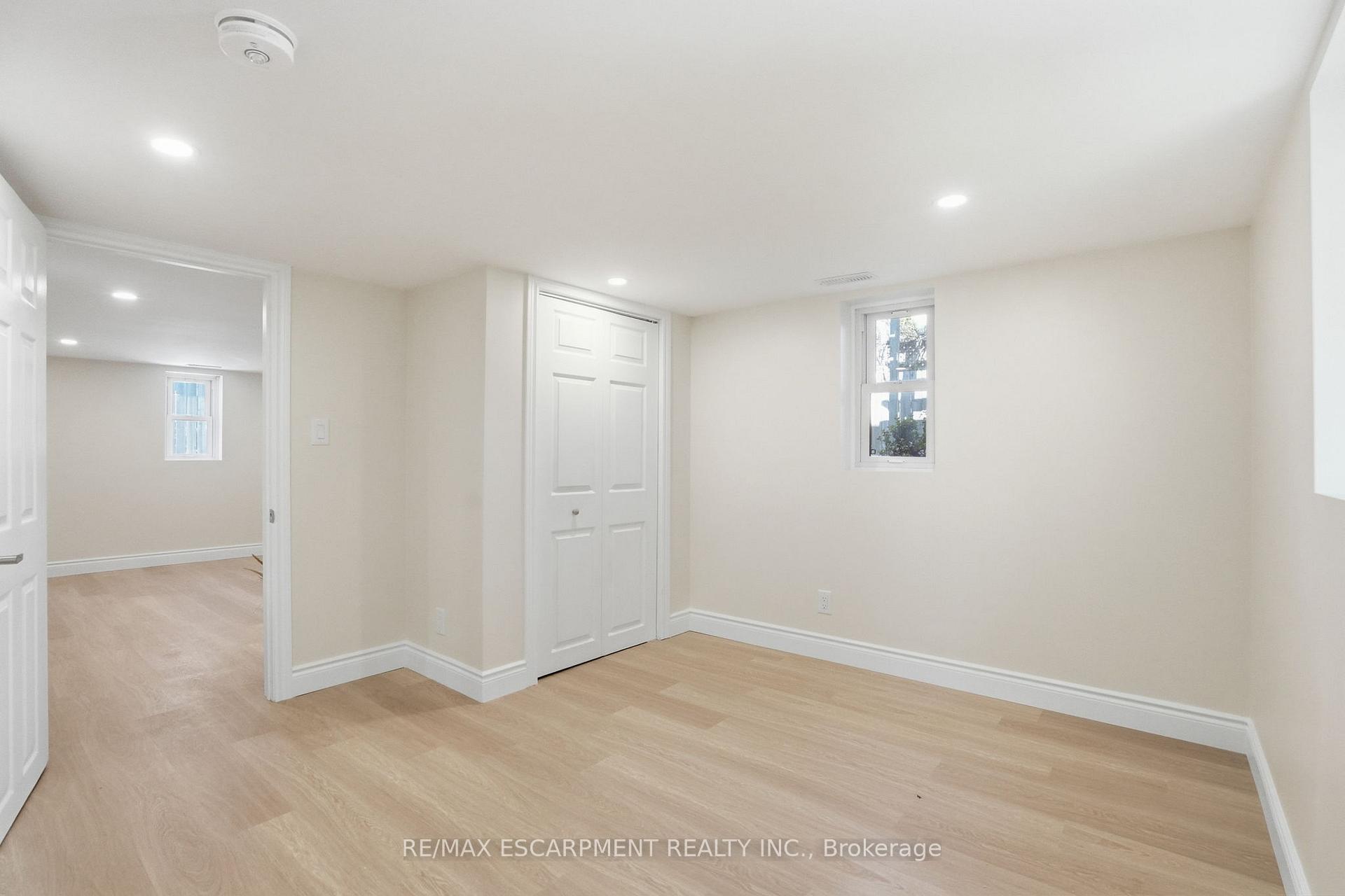 Photo 28 of 894 Garth Street, Hamilton, Westcliffe — HOMEH