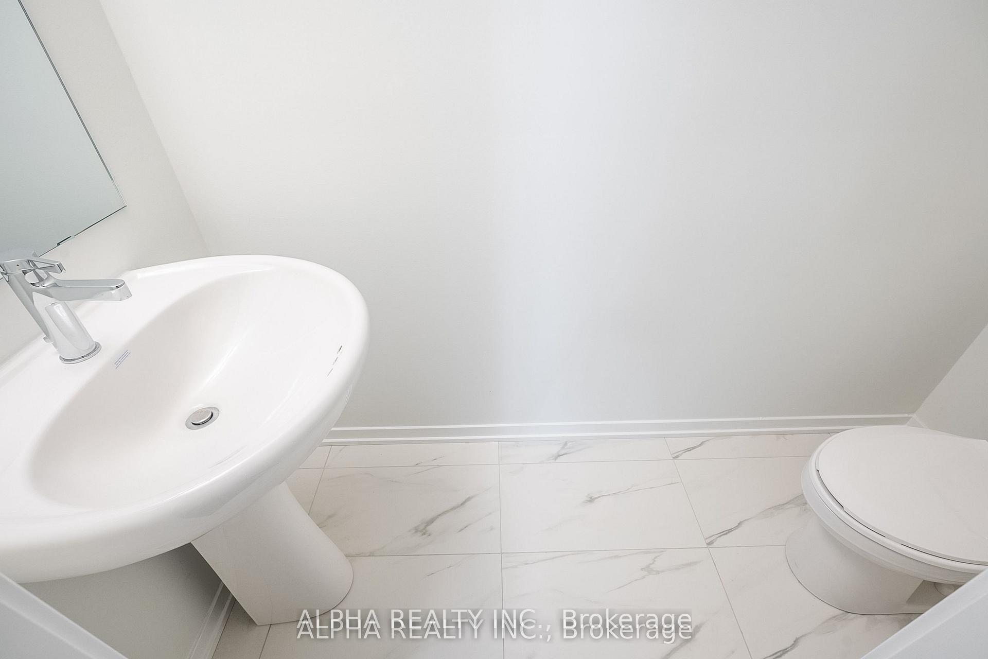 Photo 9 of Unit TH187, 141 Honey Crisp Crescent, Vaughan, Vaughan Corporate Centre — HOMEH