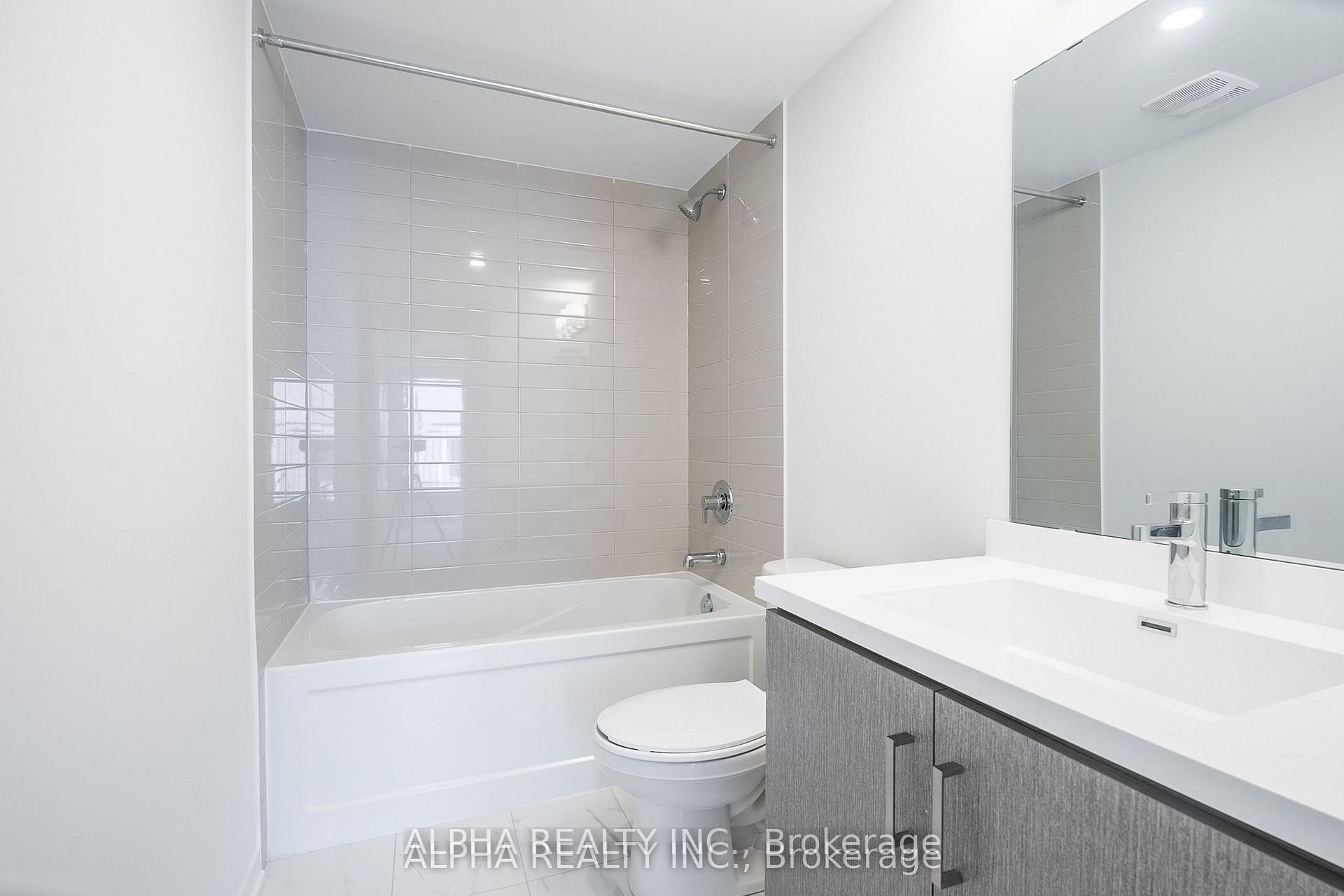 Photo 13 of Unit TH187, 141 Honey Crisp Crescent, Vaughan, Vaughan Corporate Centre — HOMEH