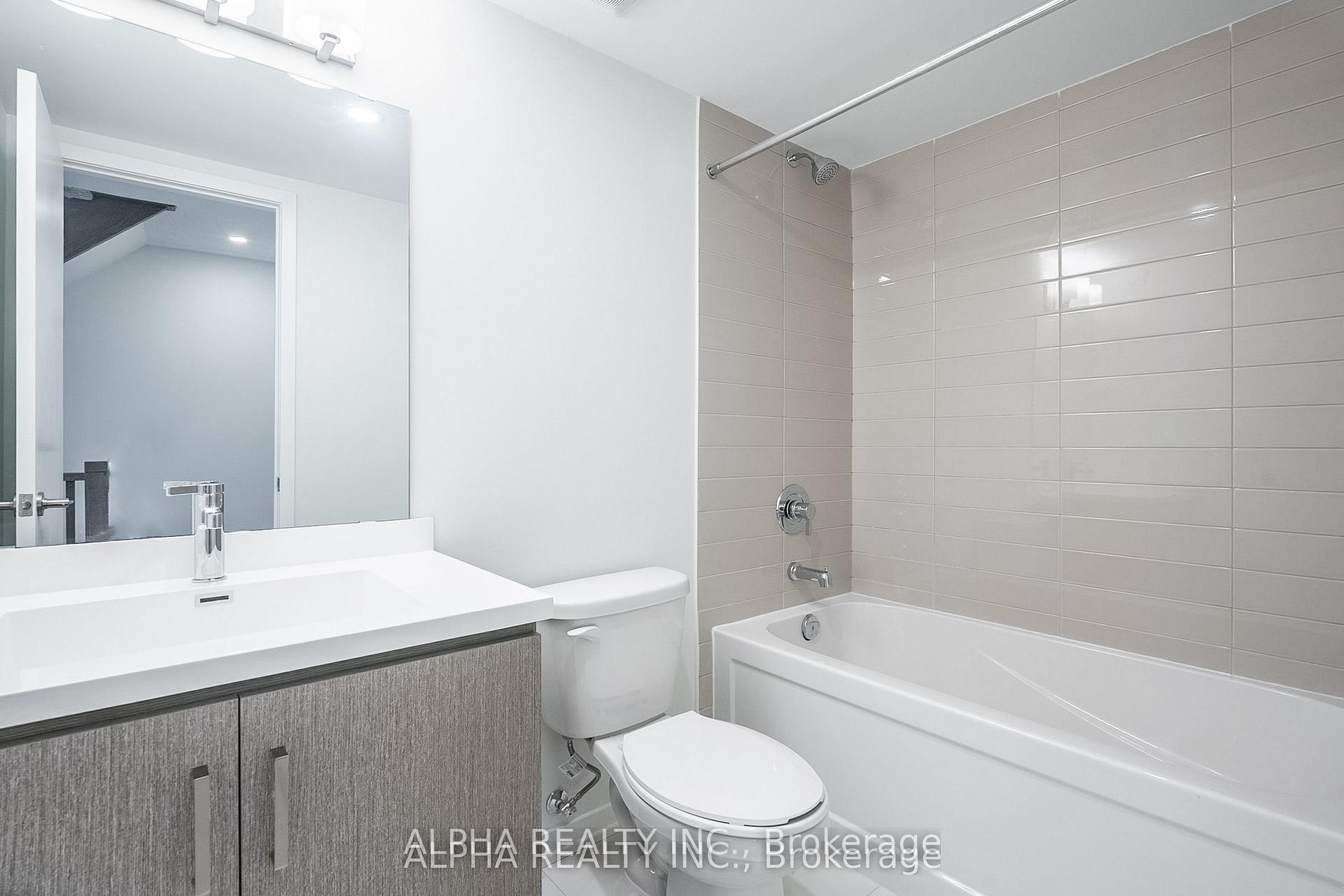 Photo 15 of Unit TH187, 141 Honey Crisp Crescent, Vaughan, Vaughan Corporate Centre — HOMEH