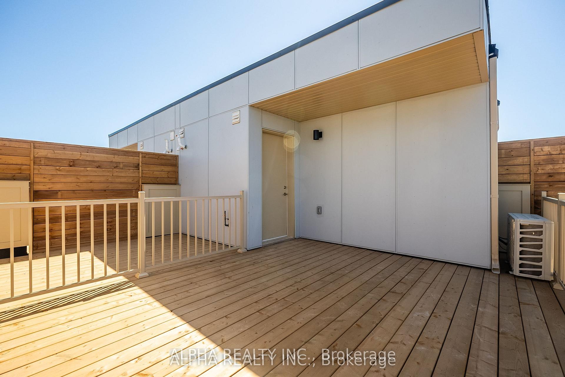 Photo 19 of Unit TH187, 141 Honey Crisp Crescent, Vaughan, Vaughan Corporate Centre — HOMEH
