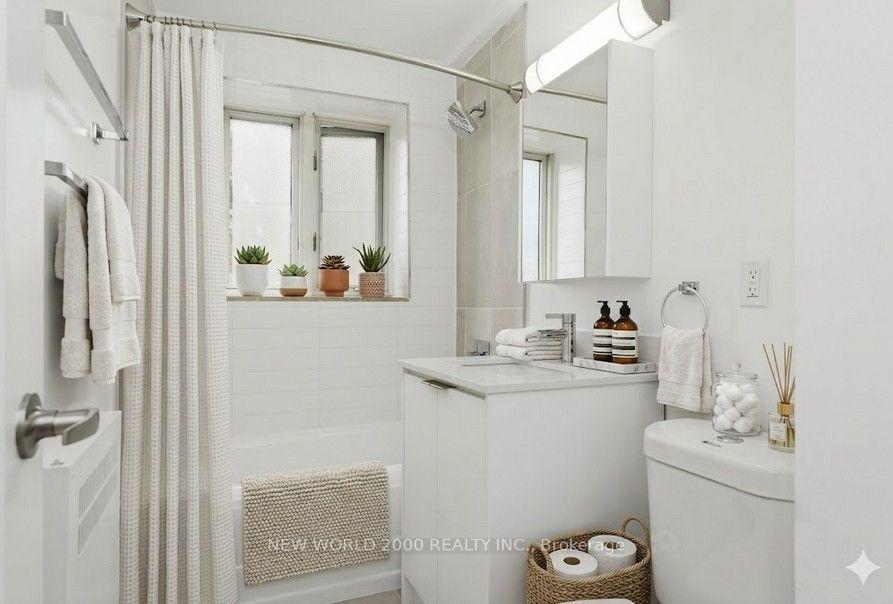 Photo 6 of Unit 206, 110 St Clair Avenue W, Toronto, Yonge-St. Clair — HOMEH