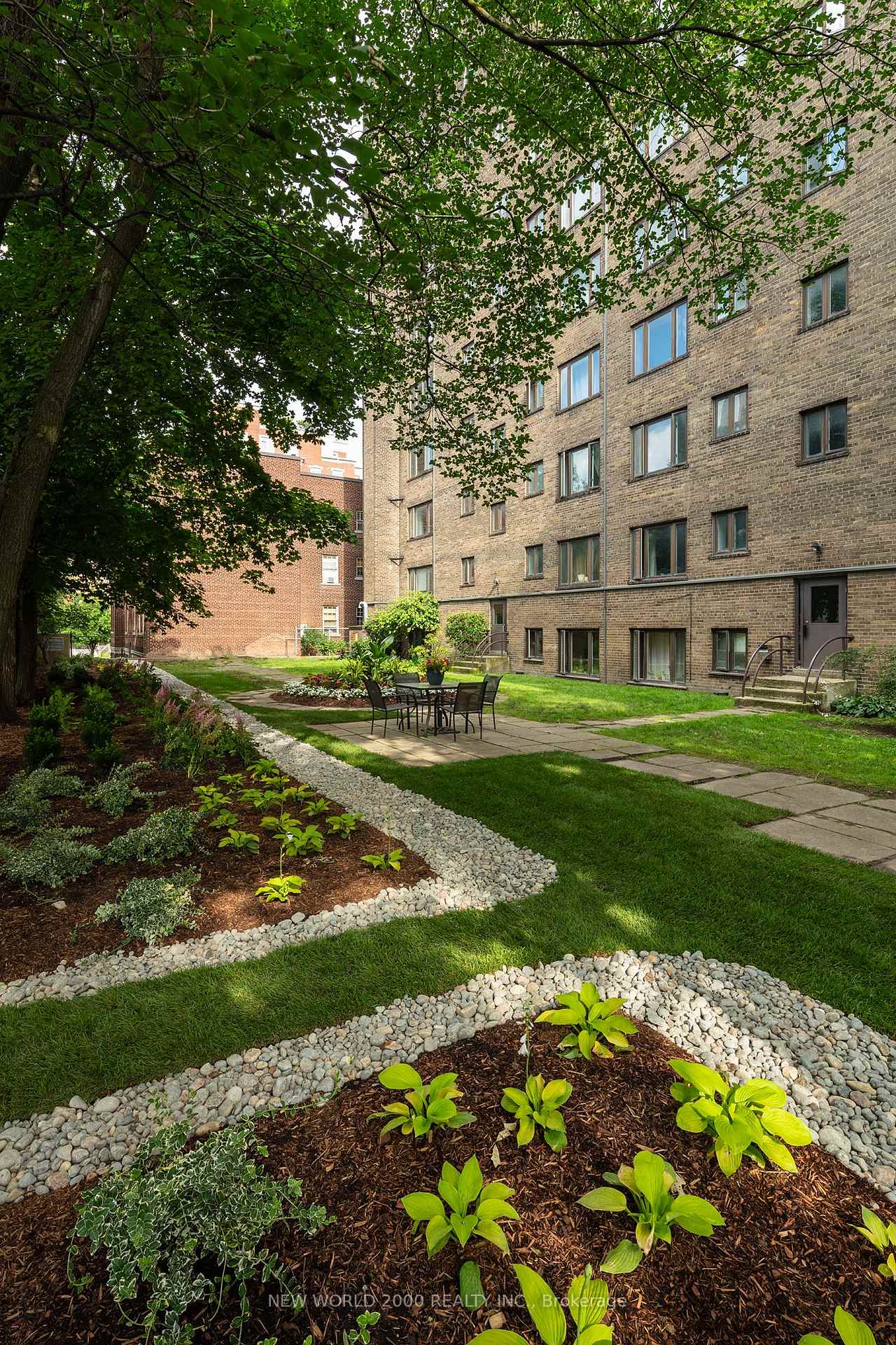 Photo 9 of Unit 206, 110 St Clair Avenue W, Toronto, Yonge-St. Clair — HOMEH