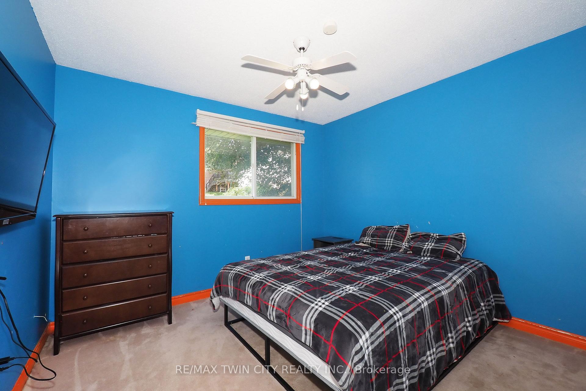 Photo 22 of 870 Strasburg Road, Kitchener, Country Hills — HOMEH