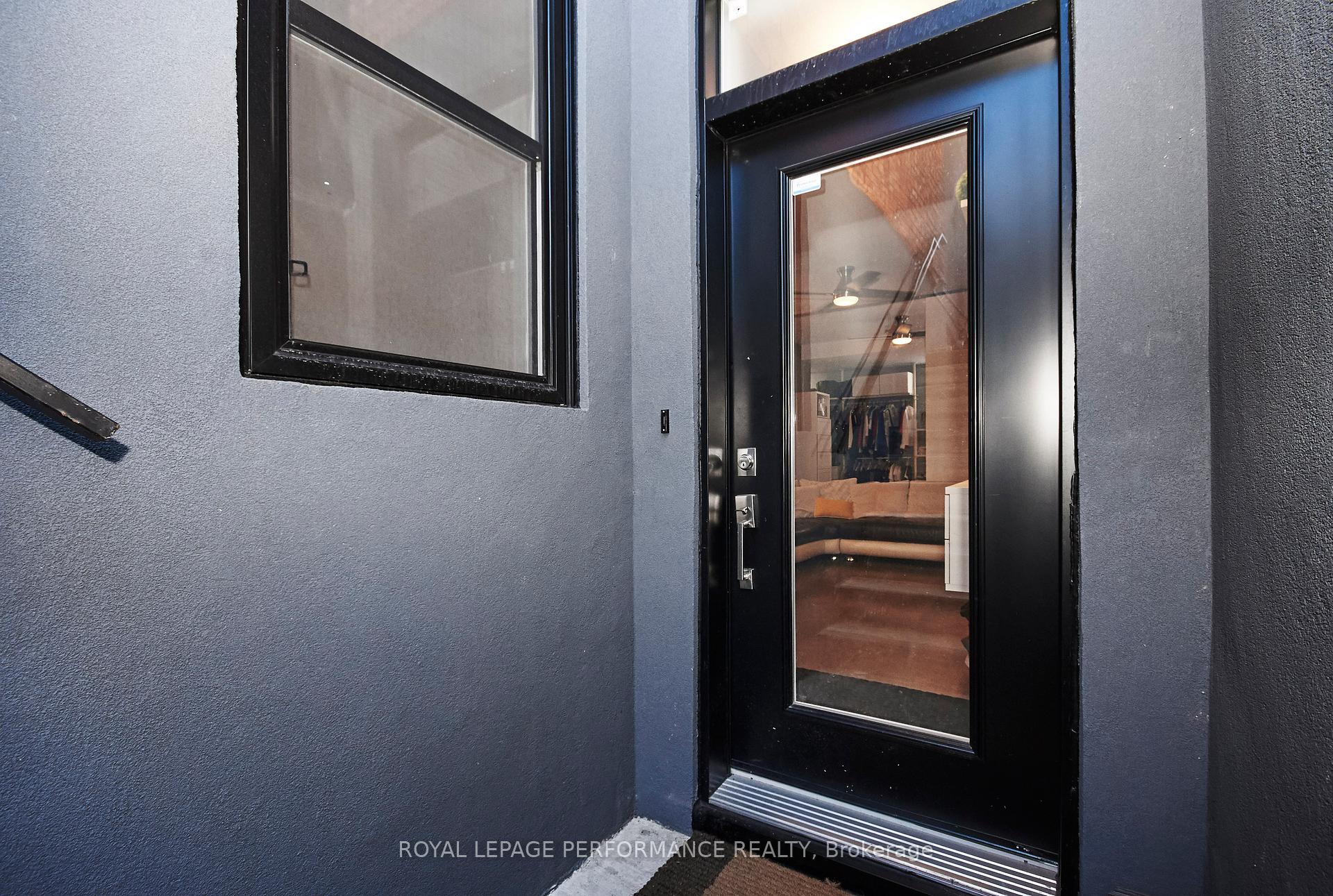 Photo 2 of Unit Unit B, 82 Third Avenue, Ottawa, Glebe — HOMEH