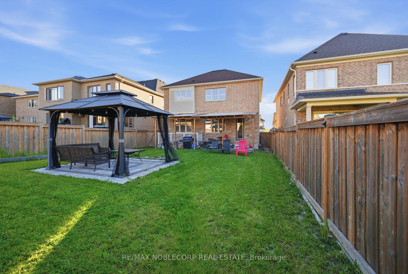 Photo 47 of 15 Gould Crescent, New Tecumseth, Beeton — HOMEH