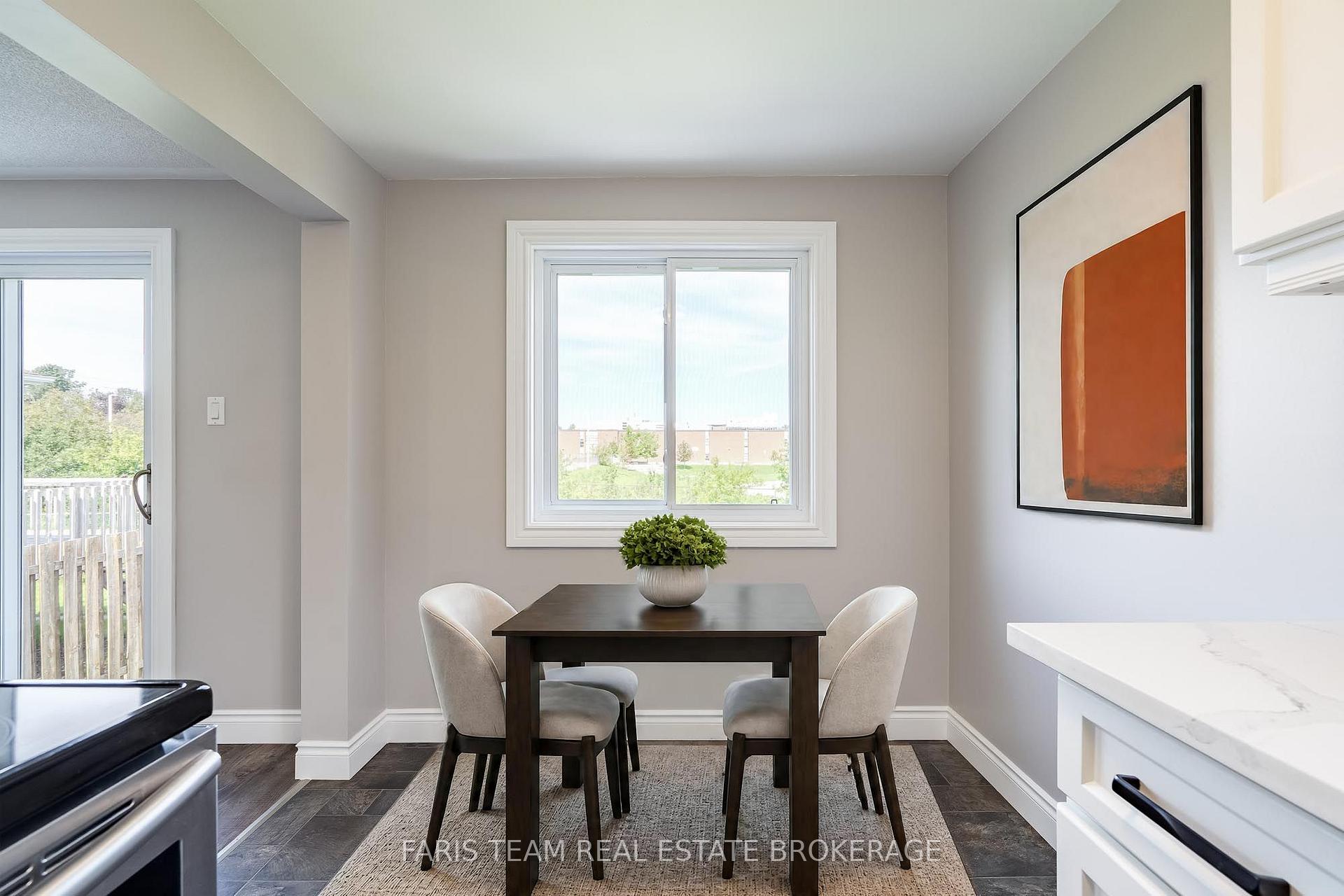 Photo 10 of 12 Arthur Avenue, Barrie, Grove East — HOMEH