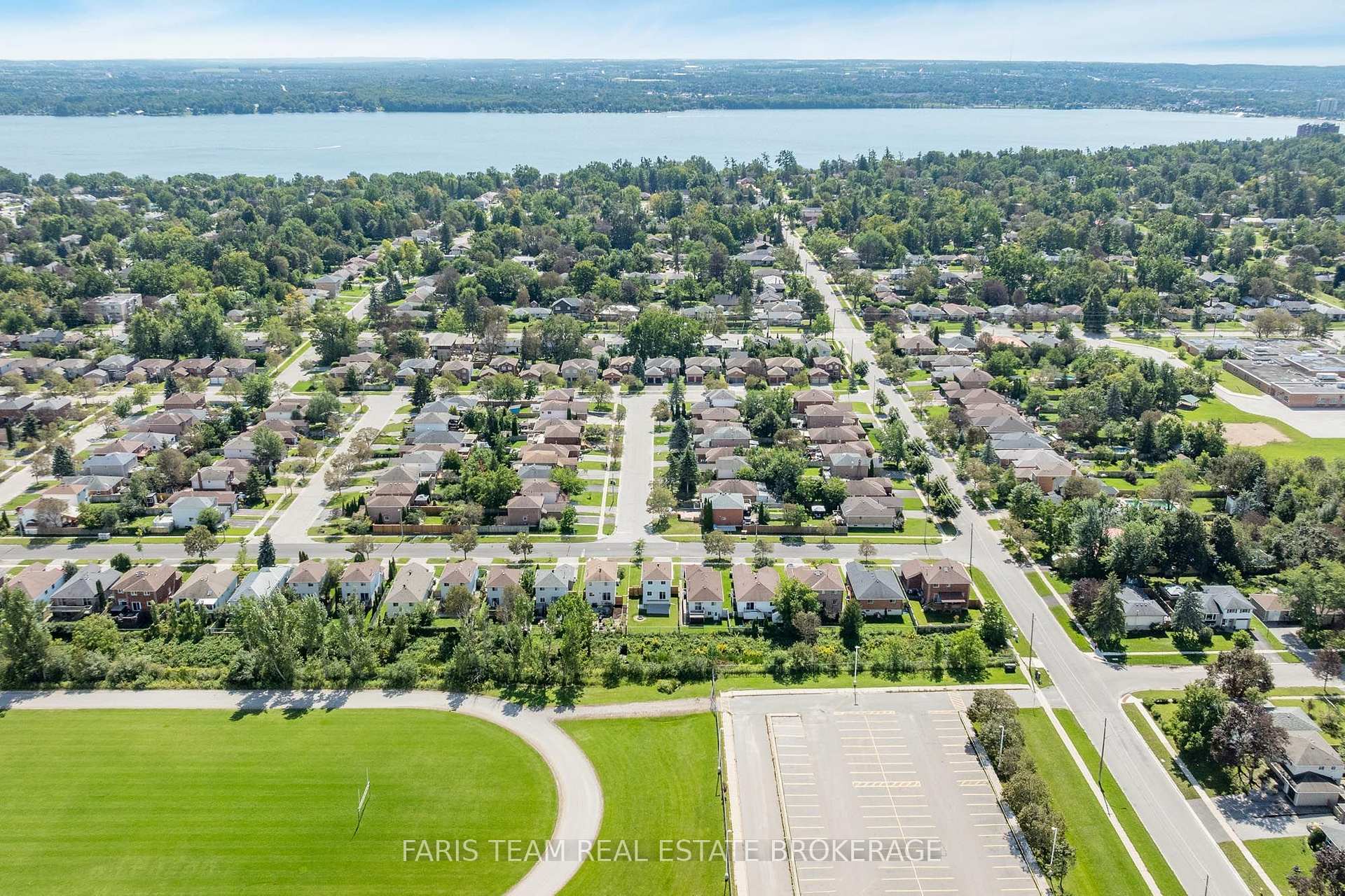 Photo 31 of 12 Arthur Avenue, Barrie, Grove East — HOMEH