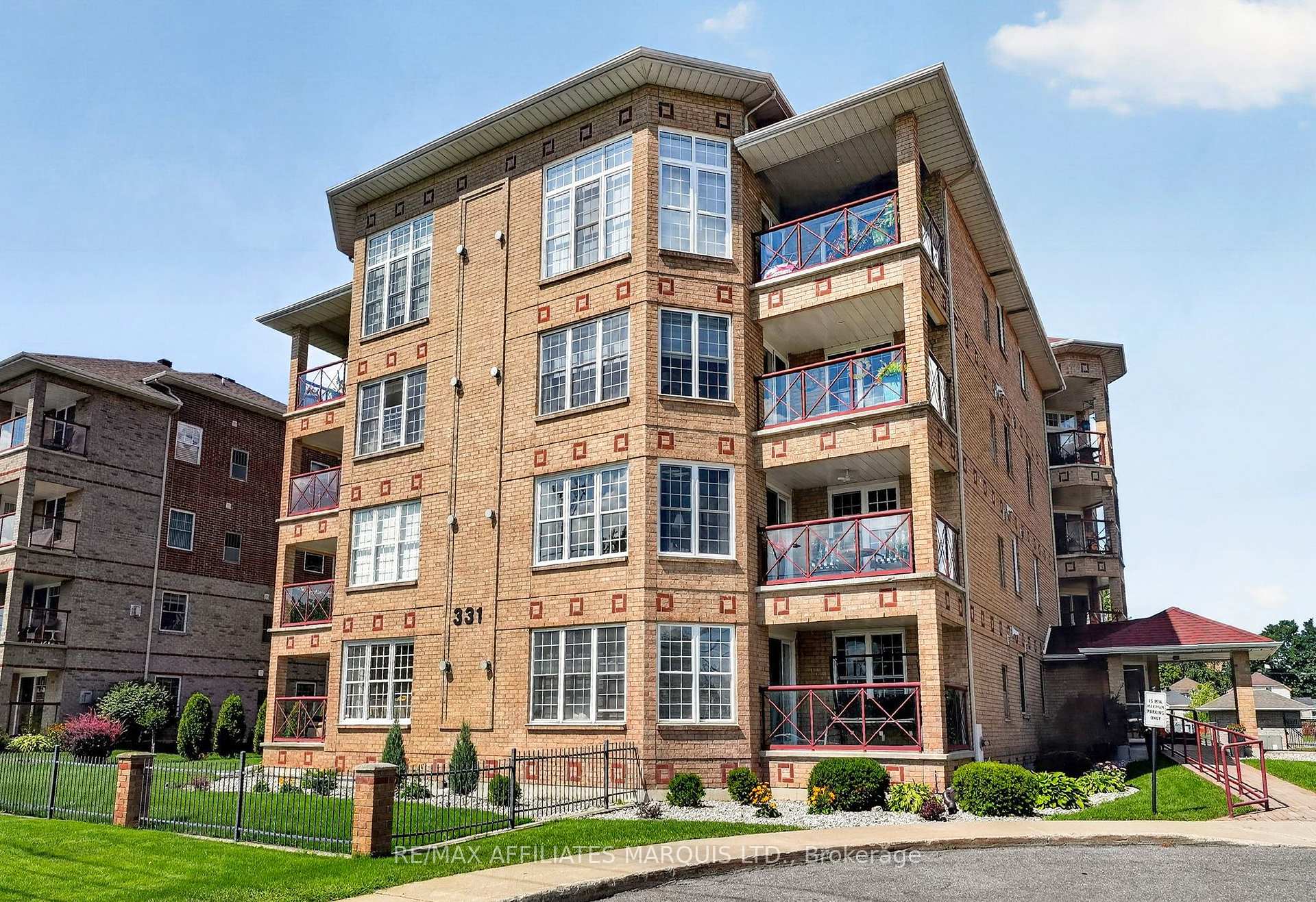 Photo of Unit 304, 331 Water Street W