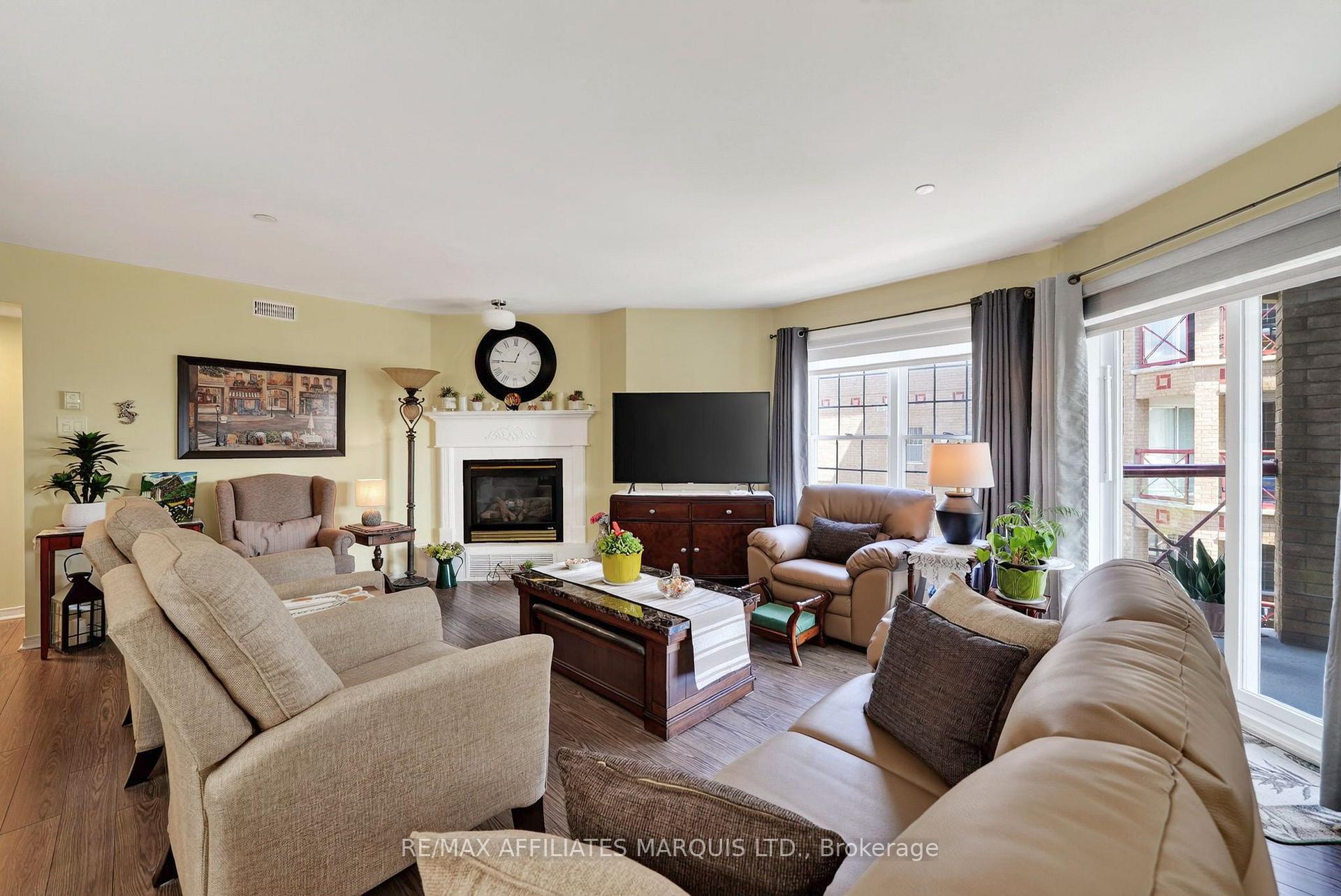 Photo 12 of Unit 304, 331 Water Street W, Cornwall, Cornwall — HOMEH