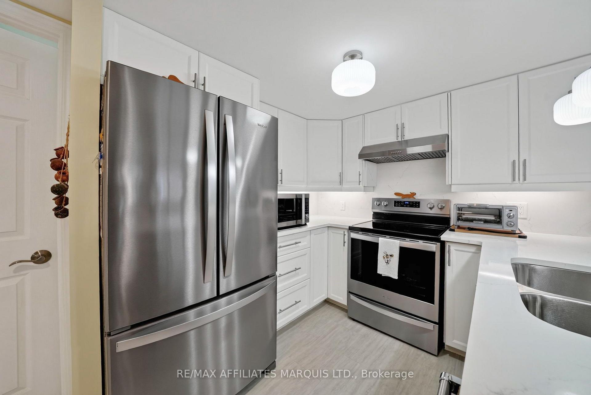 Photo 19 of Unit 304, 331 Water Street W, Cornwall, Cornwall — HOMEH