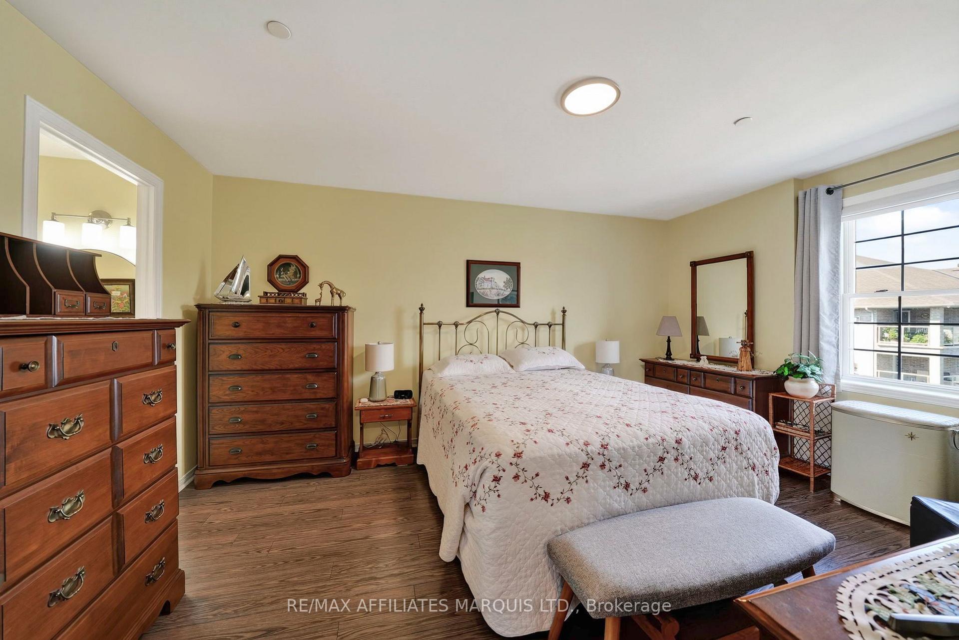 Photo 21 of Unit 304, 331 Water Street W, Cornwall, Cornwall — HOMEH
