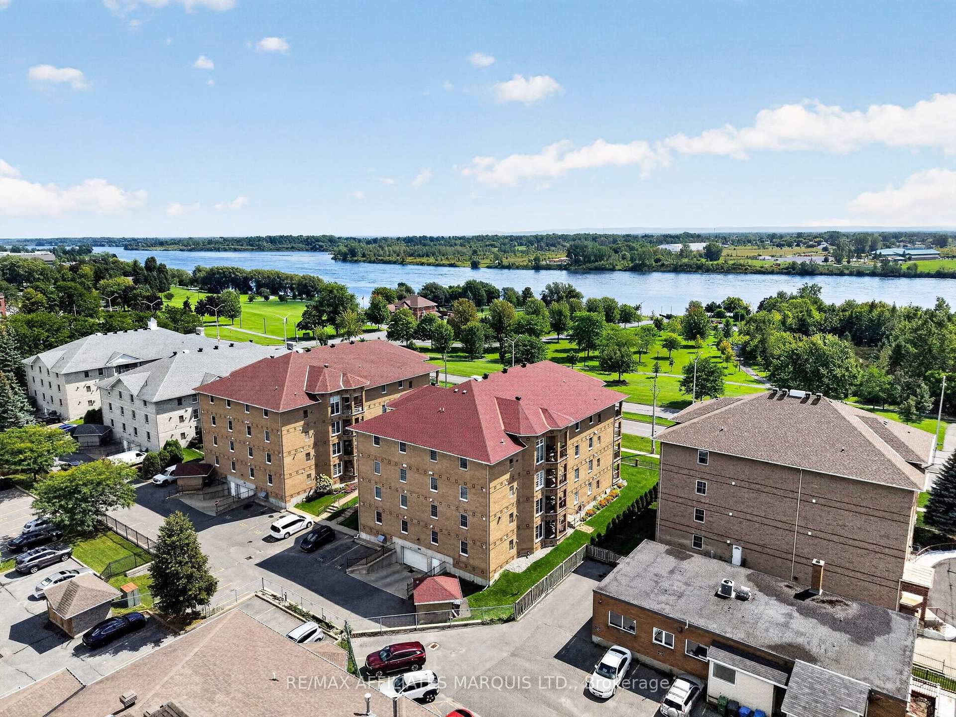 Photo 35 of Unit 304, 331 Water Street W, Cornwall, Cornwall — HOMEH