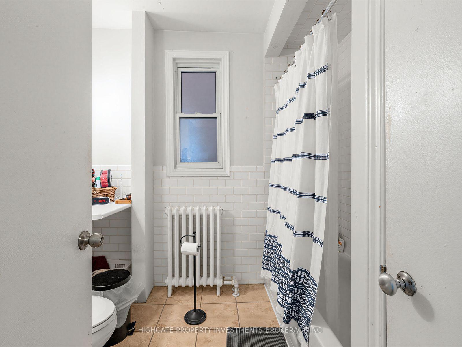 Photo 18 of 981 Avenue Road, Toronto, Yonge-Eglinton — HOMEH