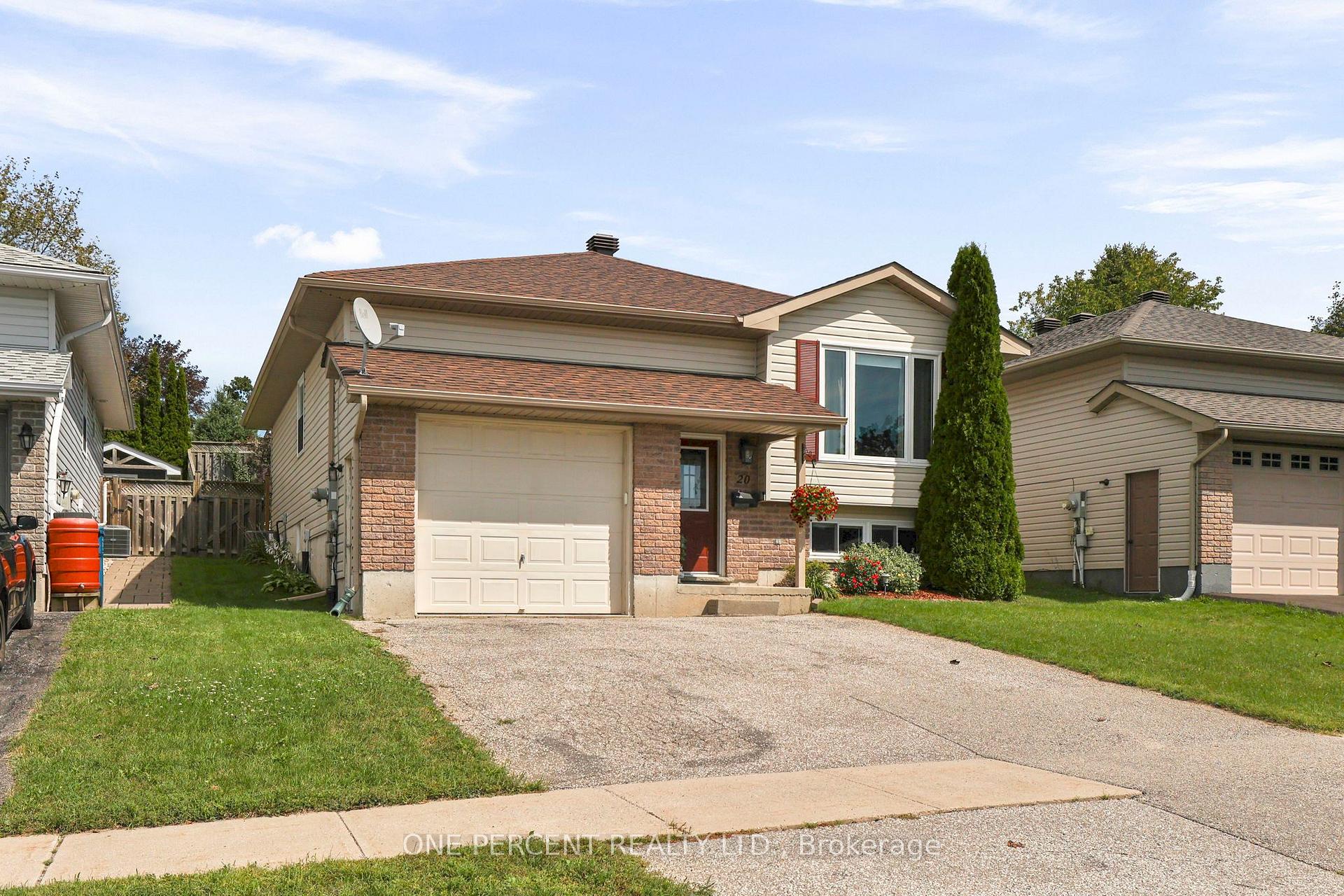 Photo 1 of 20 Jordon Crescent, Orillia — HOMEH