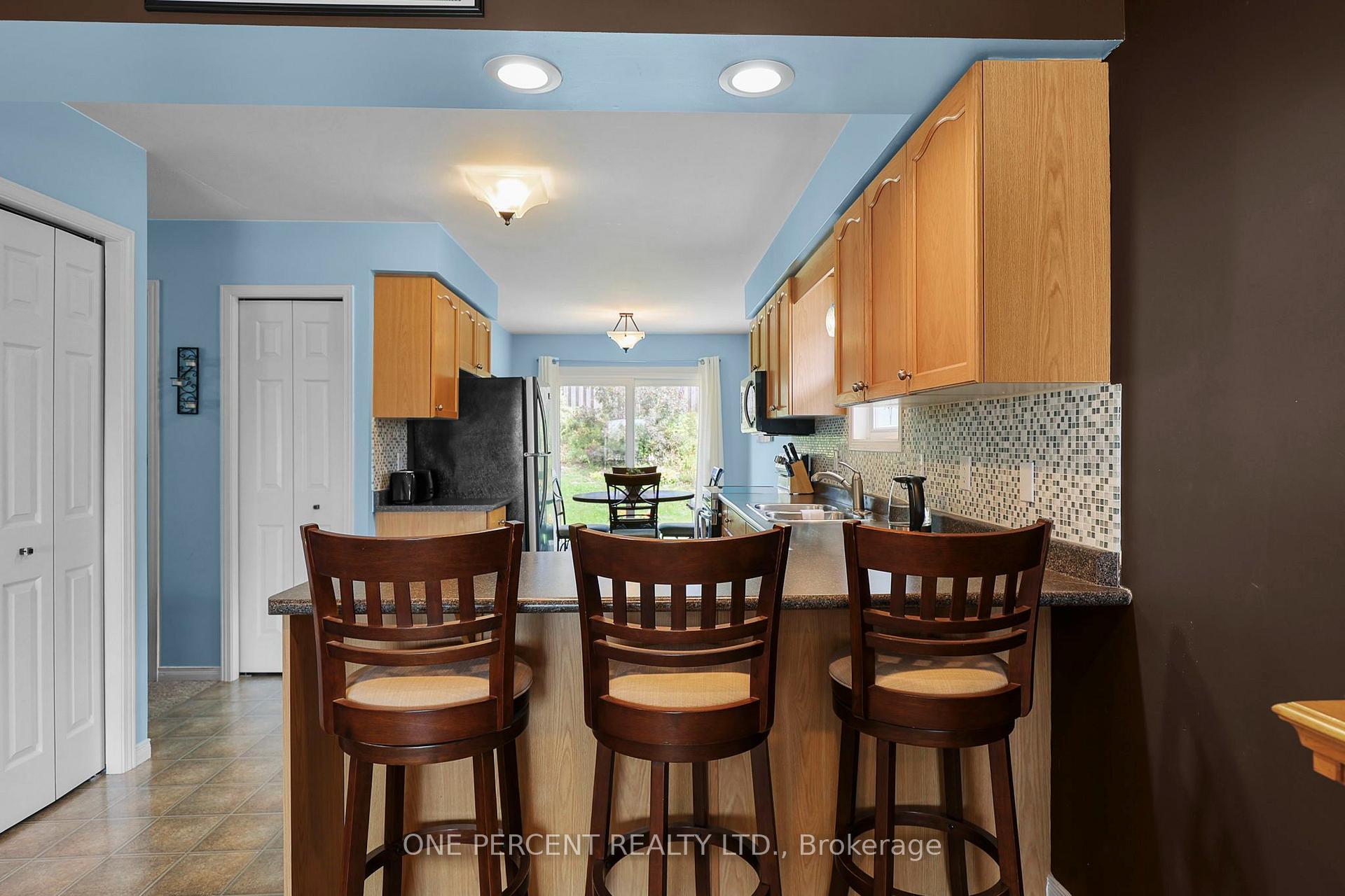 Photo 13 of 20 Jordon Crescent, Orillia — HOMEH