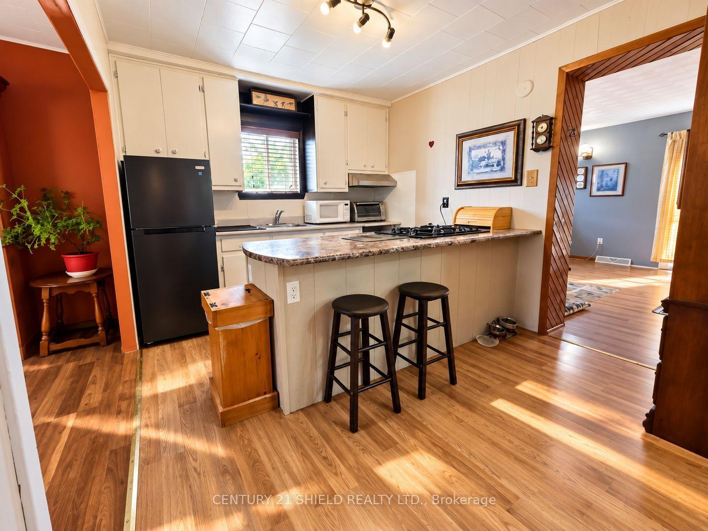 Photo 20 of 1536 Pitt Street, Cornwall, Cornwall — HOMEH