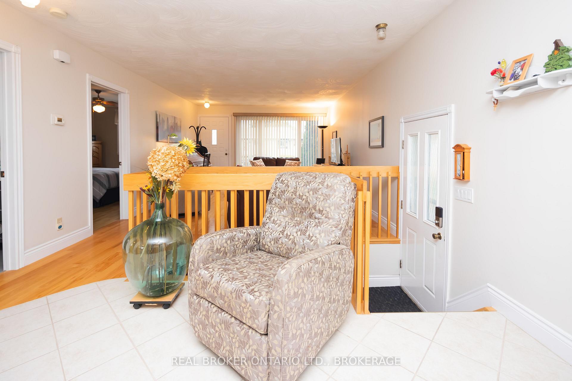 Photo 5 of 48 Clement Street, North Glengarry, Alexandria — HOMEH