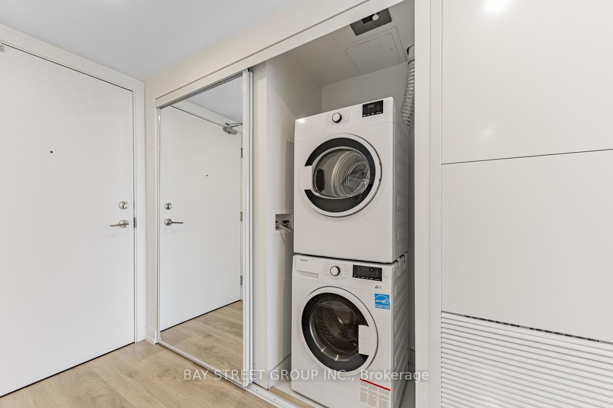 Photo 5 of Unit 1109, 82 Dalhousie Street, Toronto, Church-Yonge Corridor — HOMEH