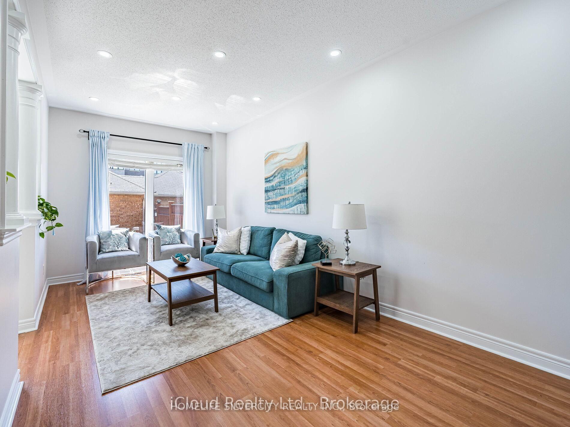 Photo 6 of 11 Davos Road, Vaughan, Vellore Village — HOMEH