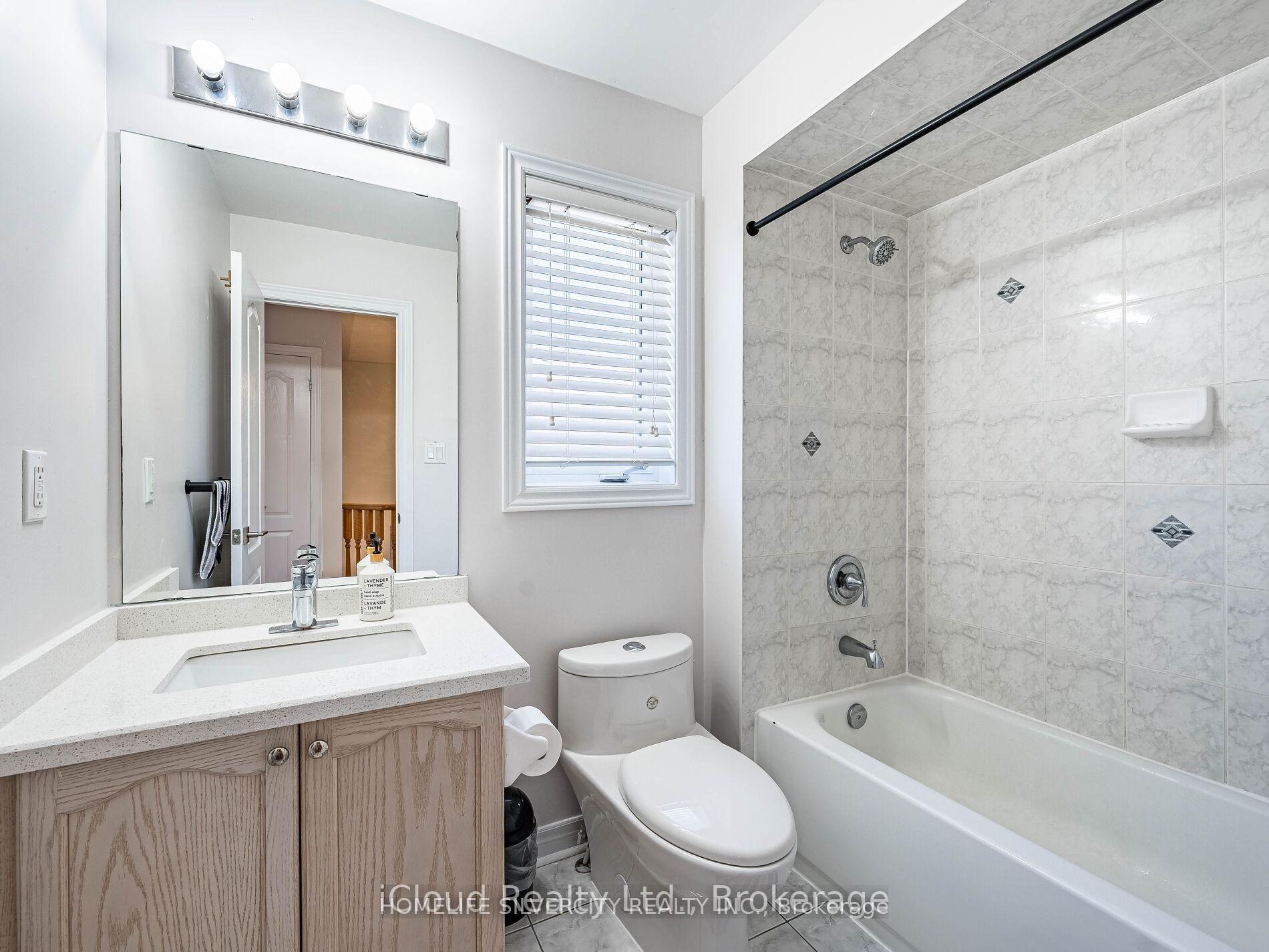 Photo 14 of 11 Davos Road, Vaughan, Vellore Village — HOMEH
