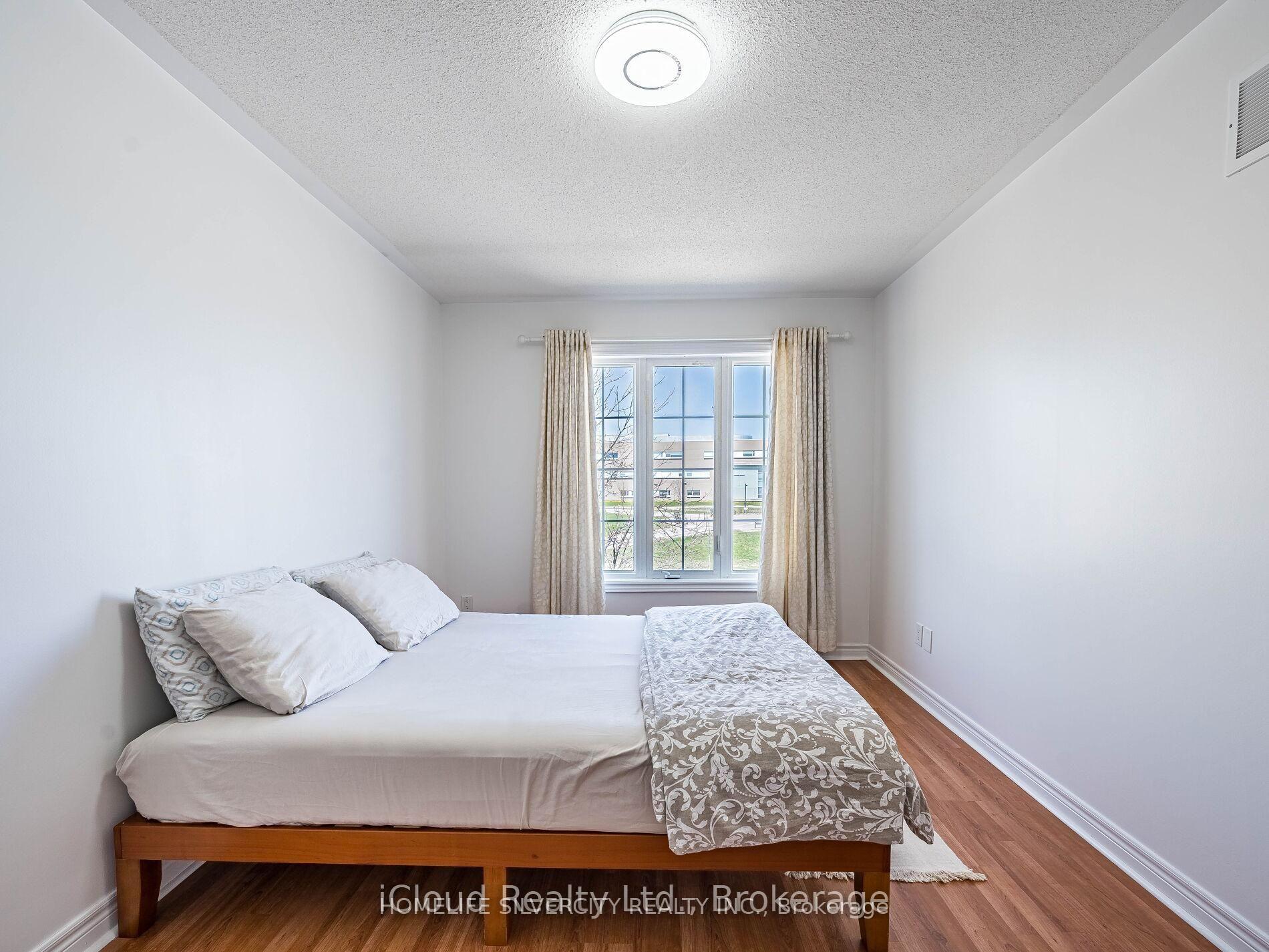 Photo 15 of 11 Davos Road, Vaughan, Vellore Village — HOMEH