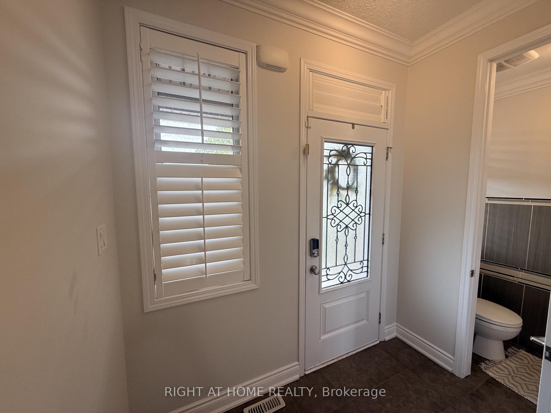 Photo 2 of 970 Farmstead Drive, Milton, Willmott — HOMEH
