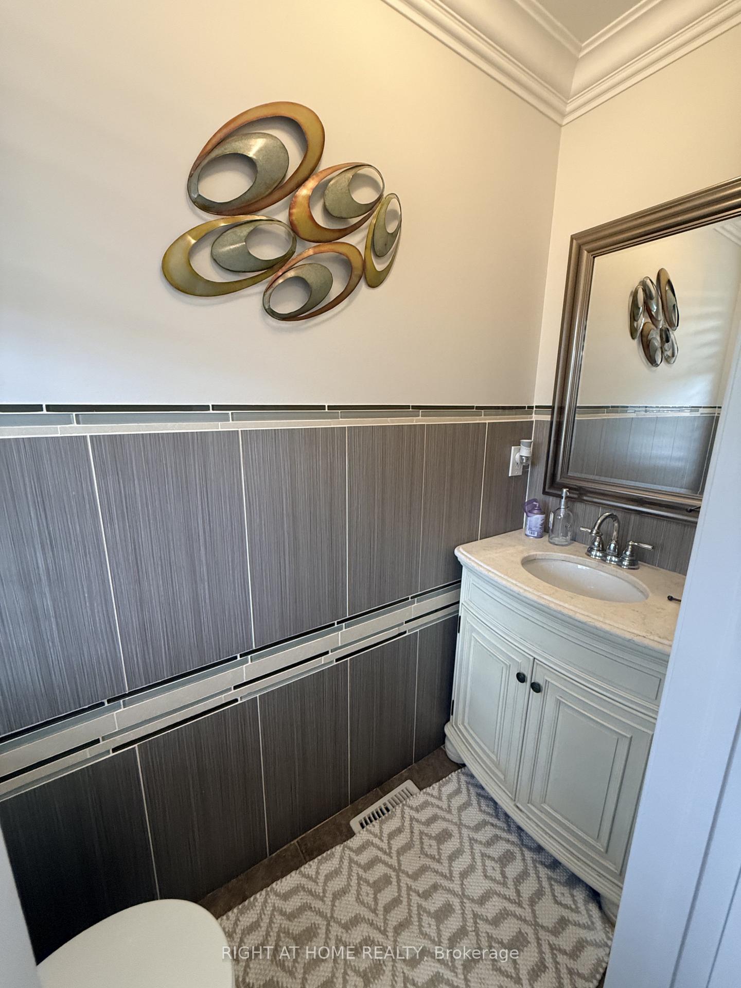 Photo 4 of 970 Farmstead Drive, Milton, Willmott — HOMEH
