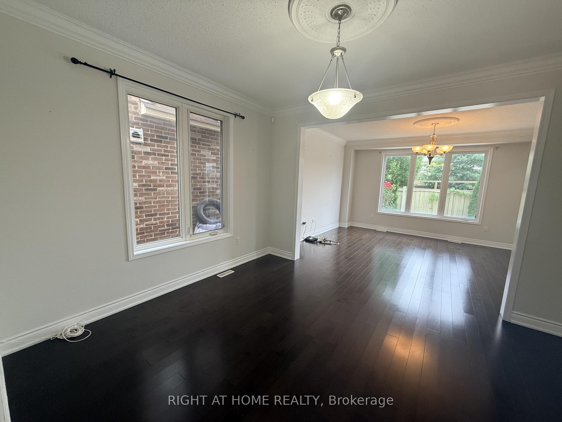 Photo 8 of 970 Farmstead Drive, Milton, Willmott — HOMEH