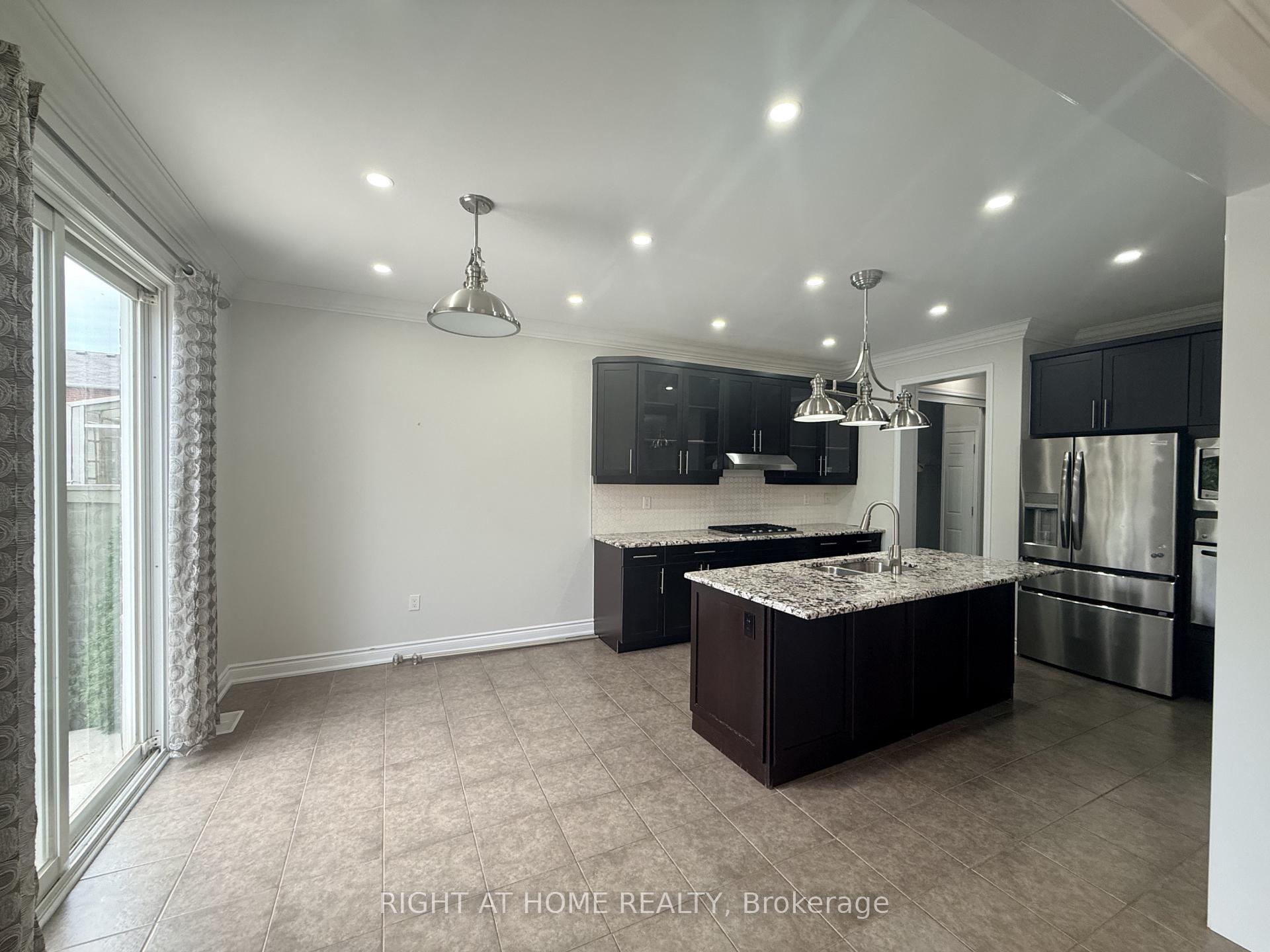 Photo 9 of 970 Farmstead Drive, Milton, Willmott — HOMEH