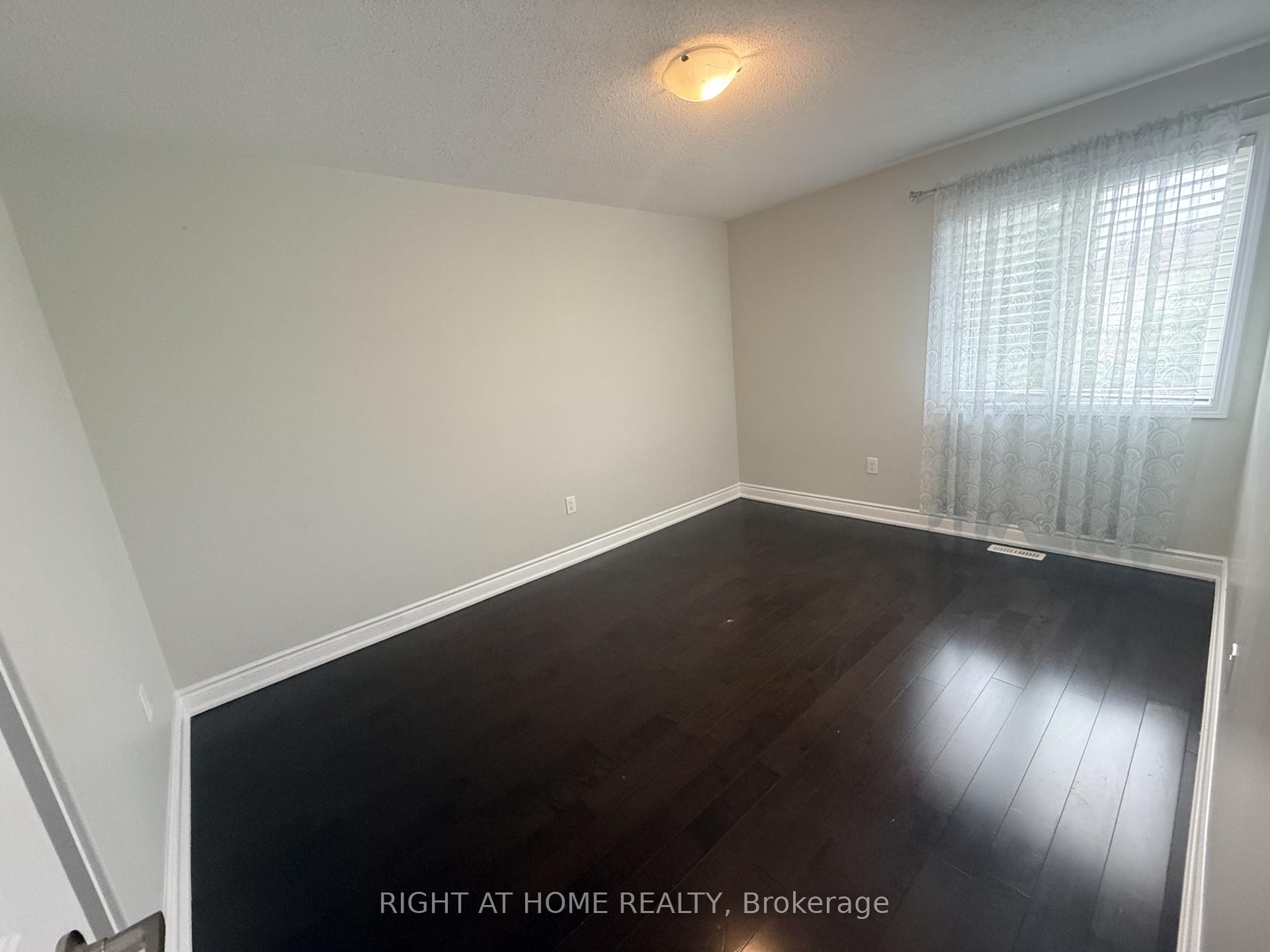 Photo 22 of 970 Farmstead Drive, Milton, Willmott — HOMEH