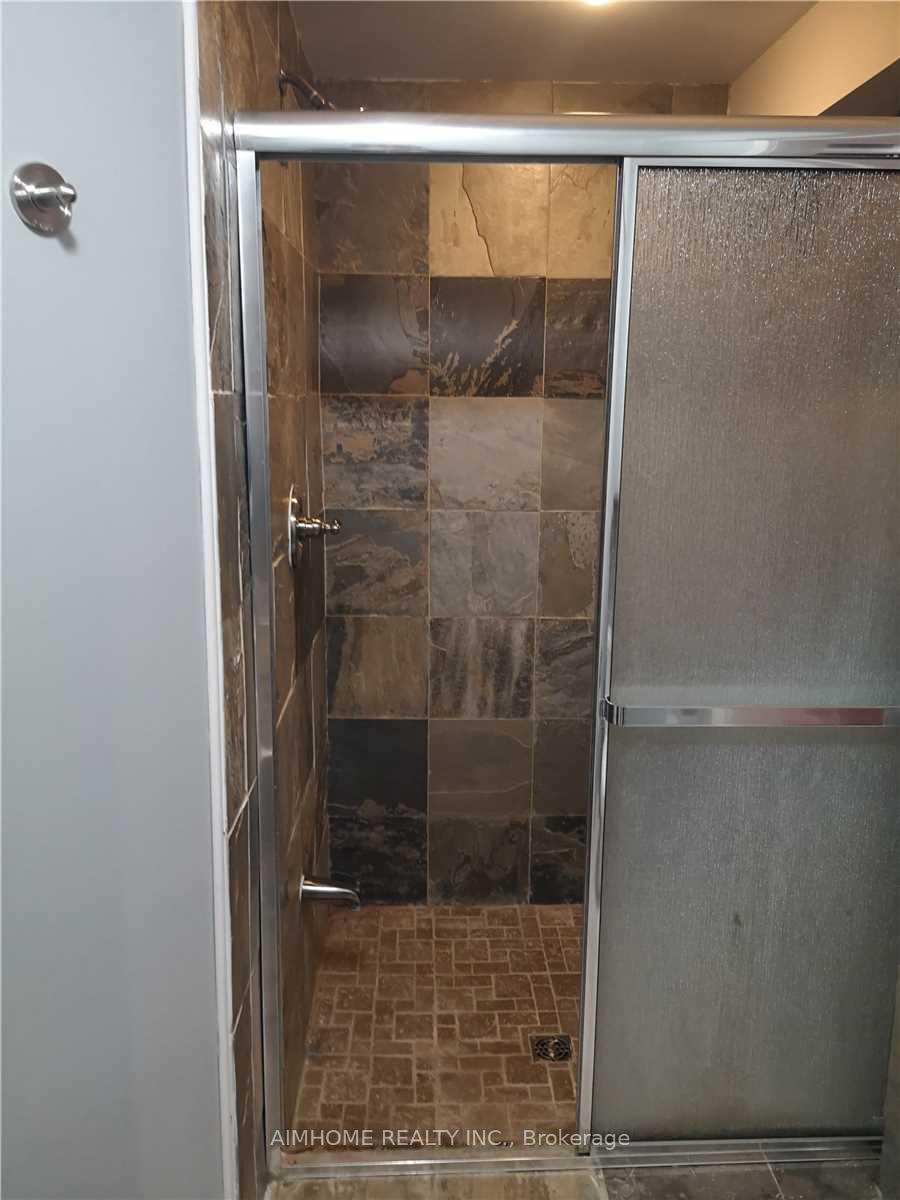Photo 9 of Unit Gl Unit, 28 Martell Gate, Aurora, Bayview Northeast — HOMEH