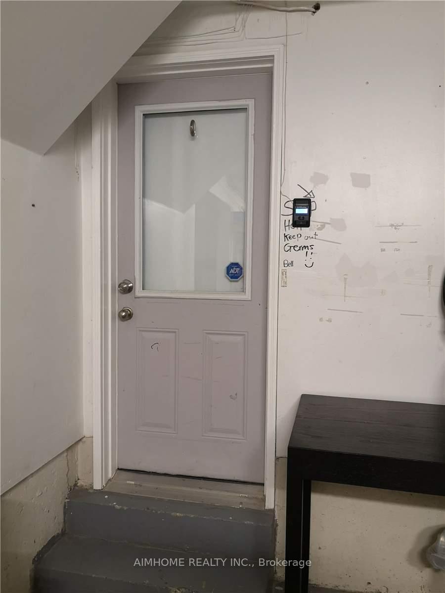 Photo 10 of Unit Gl Unit, 28 Martell Gate, Aurora, Bayview Northeast — HOMEH
