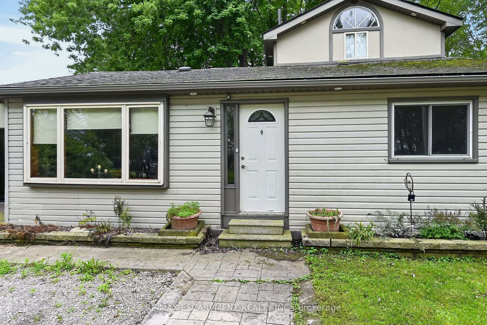 Photo 3 of 64 Windy Lane, Haldimand, Dunnville — HOMEH