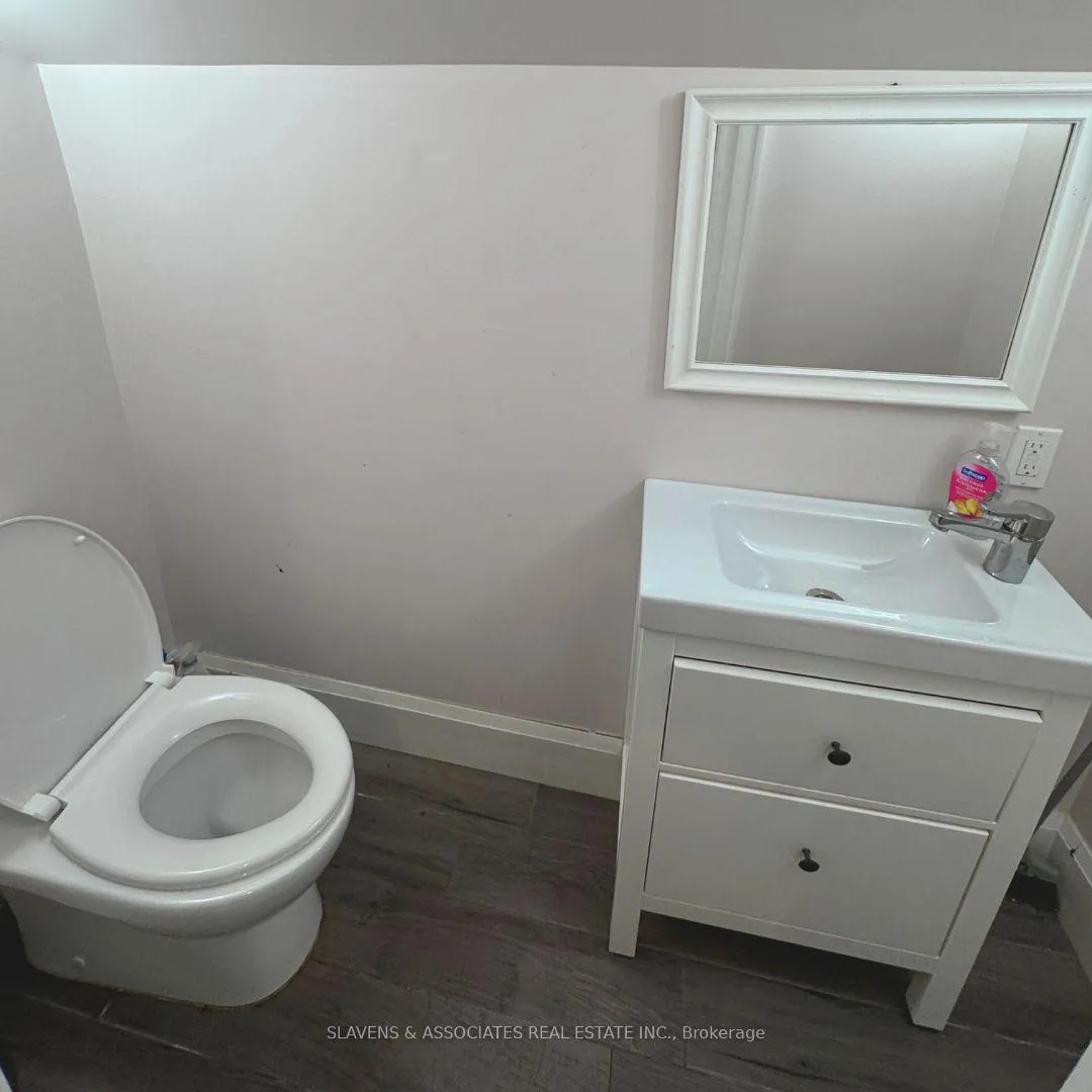 Photo 16 of 136 King Lane E, Clarington, Rural Clarington — HOMEH