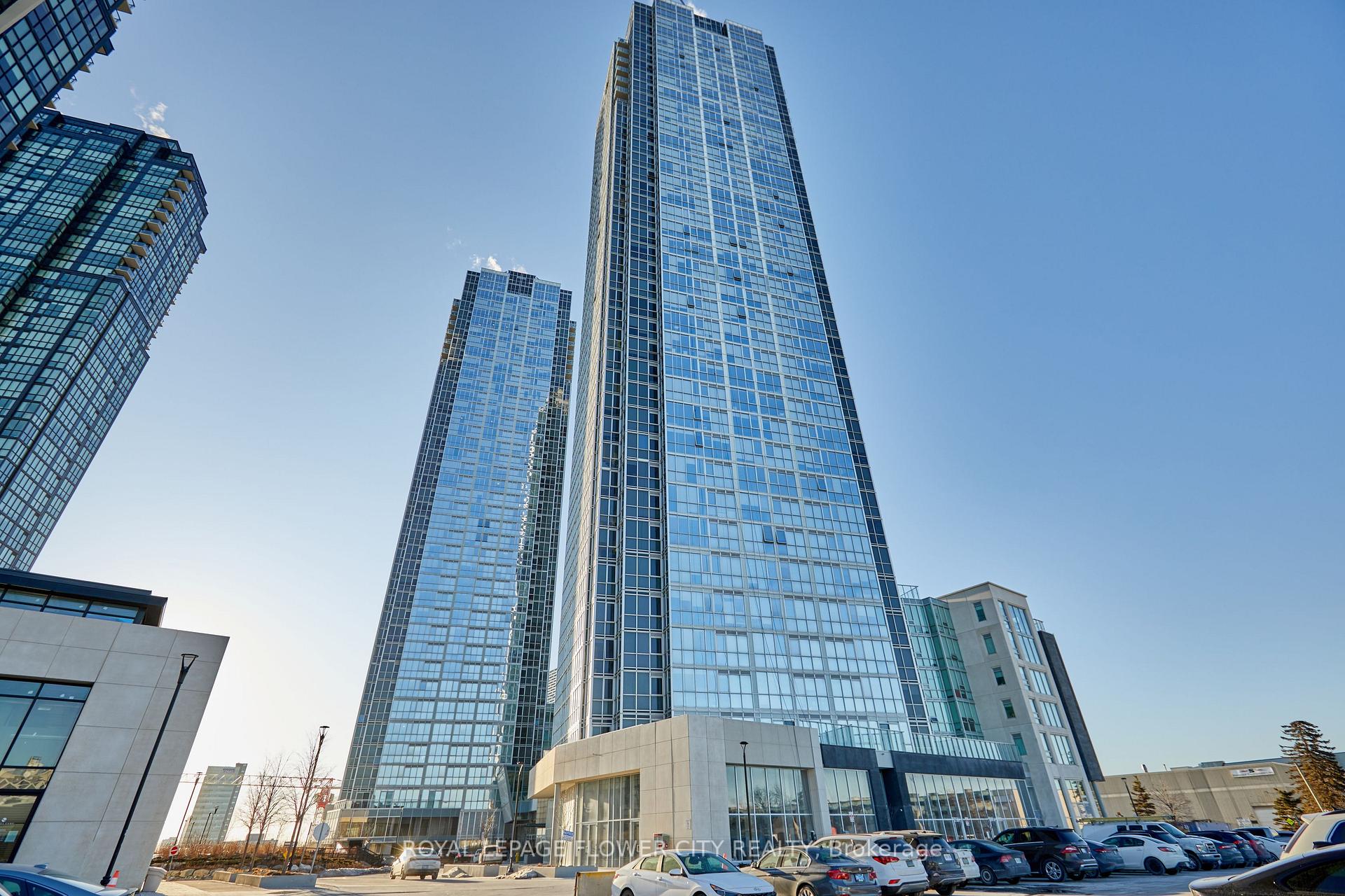 Photo 2 of Unit 325, 2908 Highway 7 Road, Vaughan, Concord — HOMEH