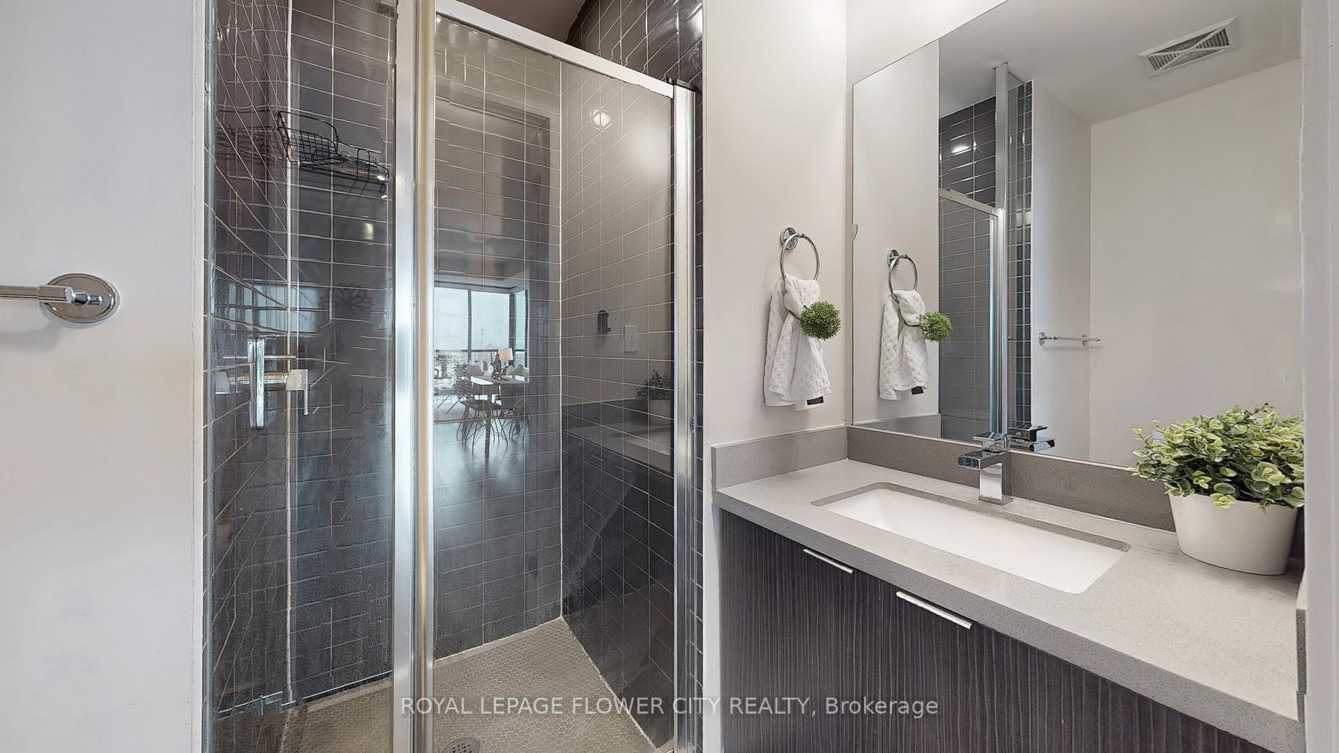 Photo 32 of Unit 325, 2908 Highway 7 Road, Vaughan, Concord — HOMEH