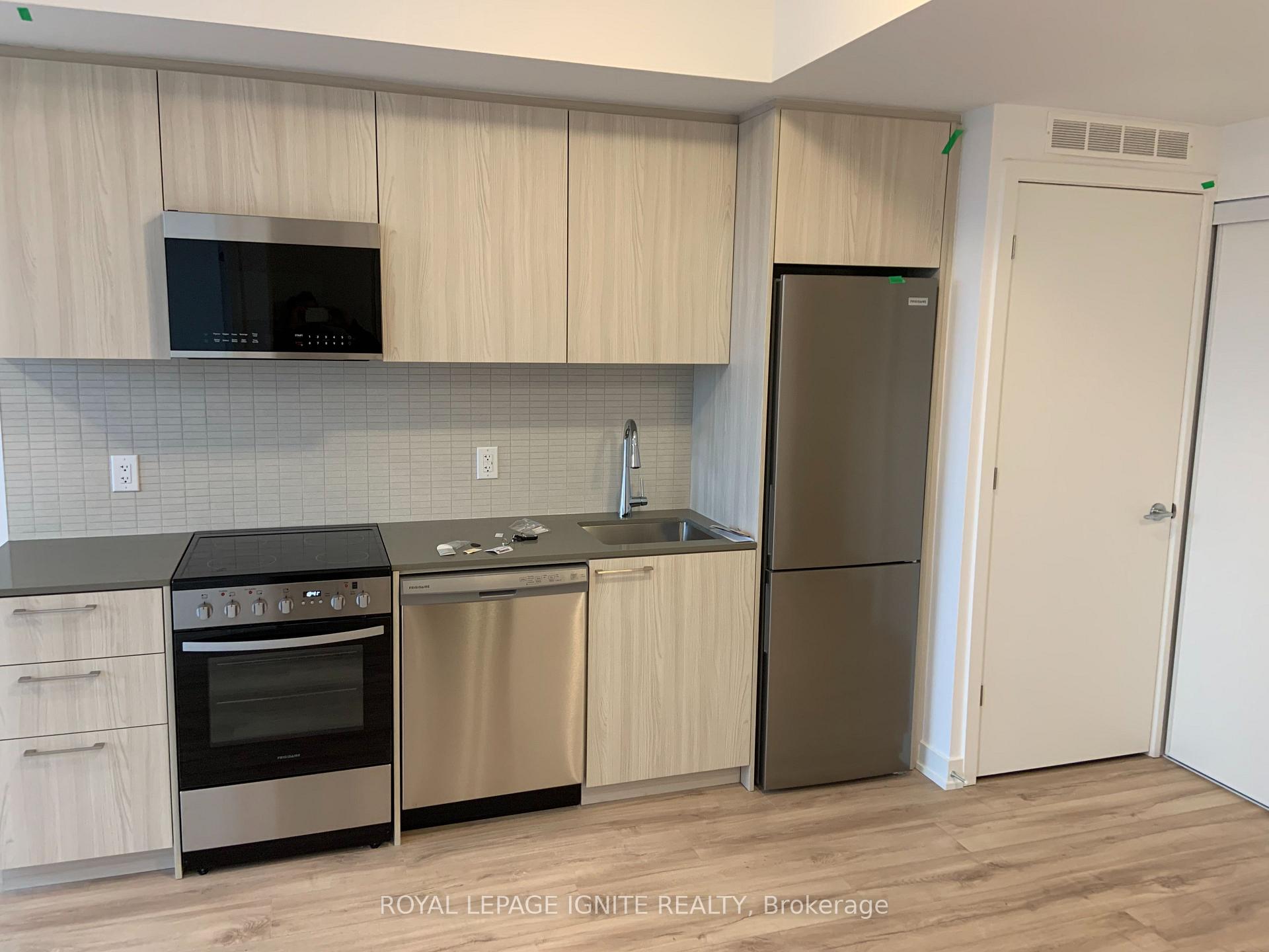 Photo 2 of Unit 410, 7439 Kingston Road, Scarborough, Rouge — HOMEH
