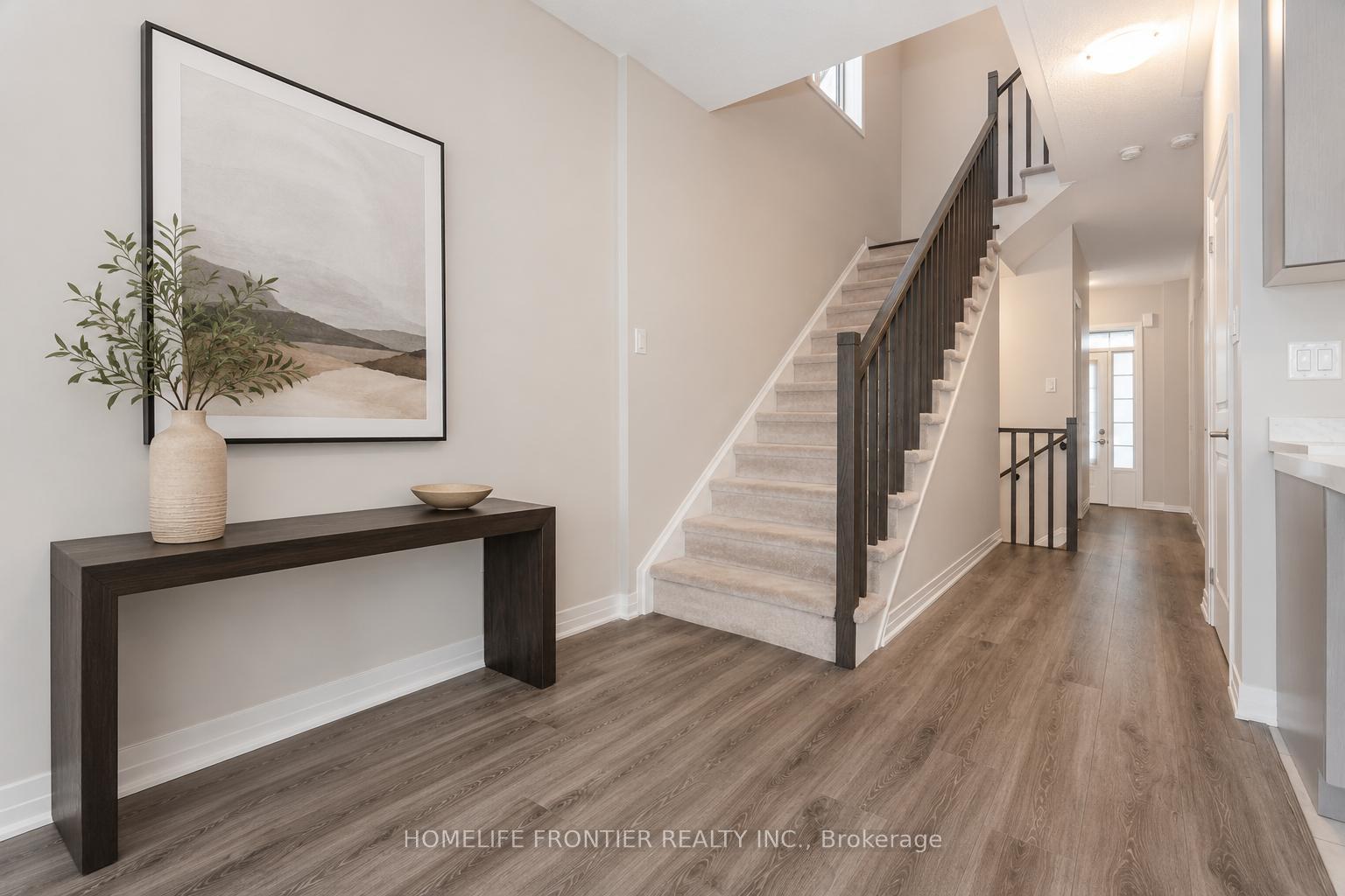 Photo 8 of Unit Main, 75 Kirkwood Way, Barrie, Painswick South — HOMEH