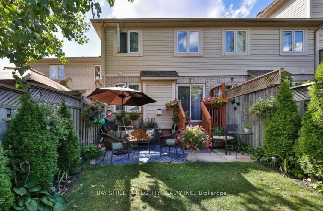 Photo 15 of 2054 Glenhampton Road, Oakville, Westmount — HOMEH